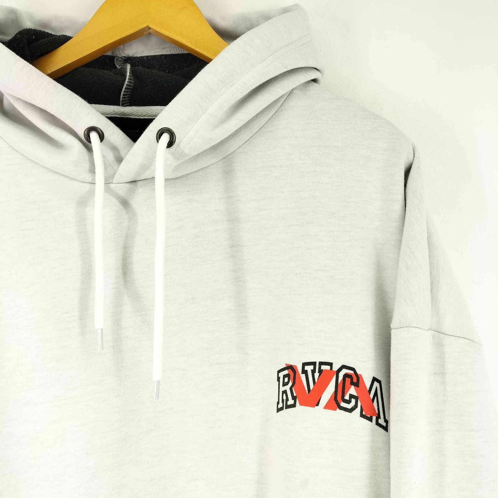 ルーカ RVCA ビッグシルエット 撥水加工 バックプリントパーカー 