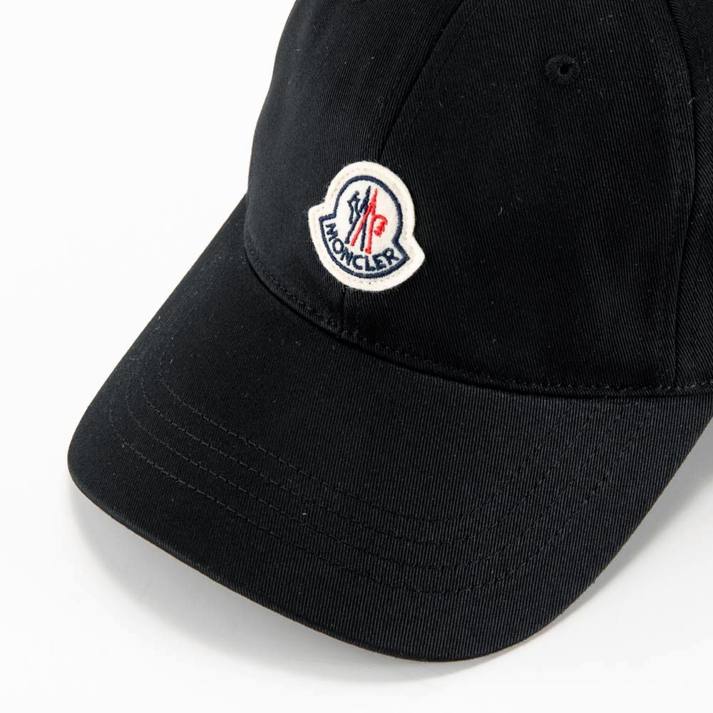 専用品‼️ MONCLER ロゴ刺繍　ベースボールキャップ  ニット帽　ブラック MONCLER モンクレール BERRETTO BASEBALL ベースボール キャップ