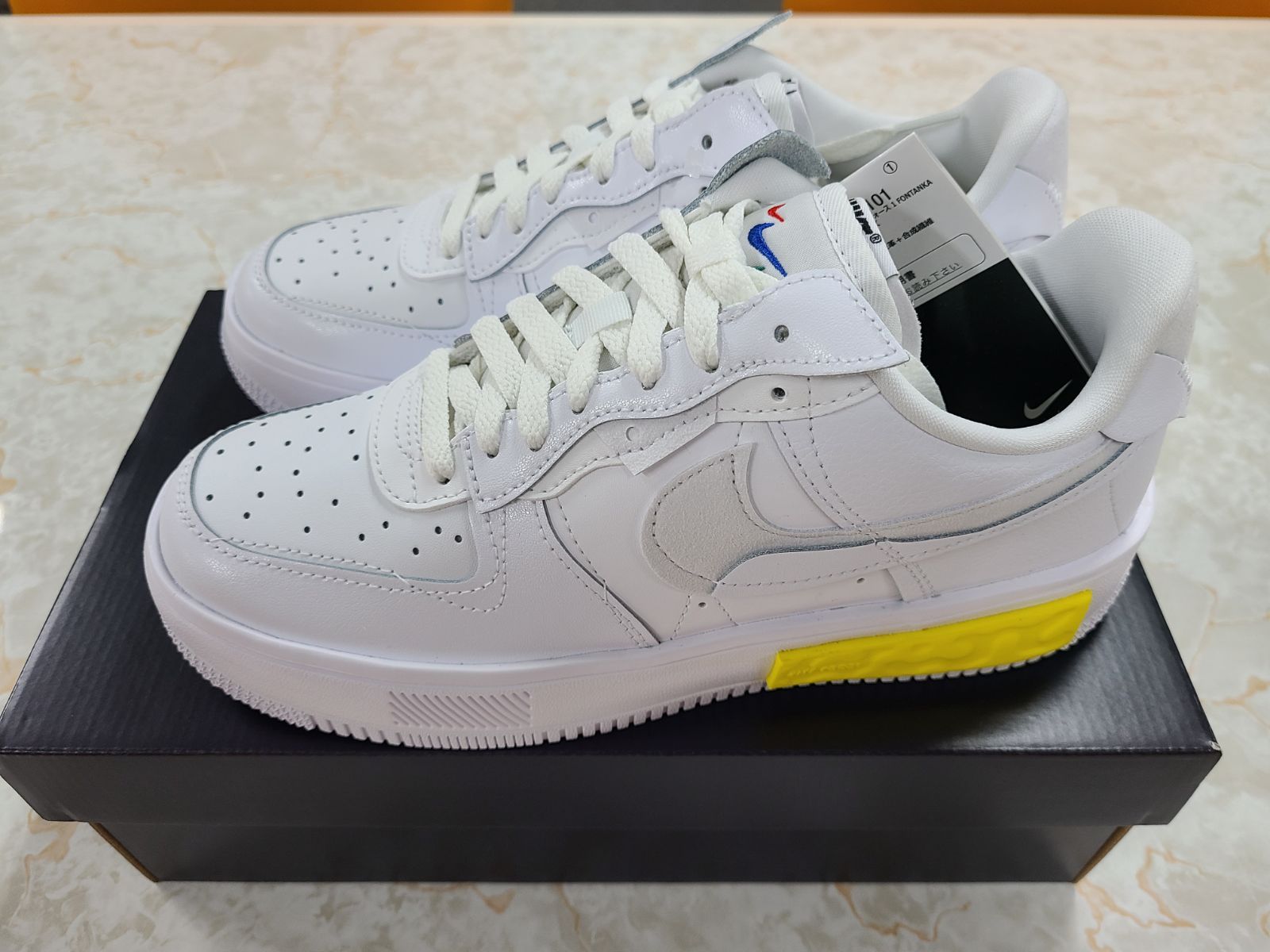 NIKE エアフォースワン フォンタンカ ウィメンズ25.5cm 新品未使用 