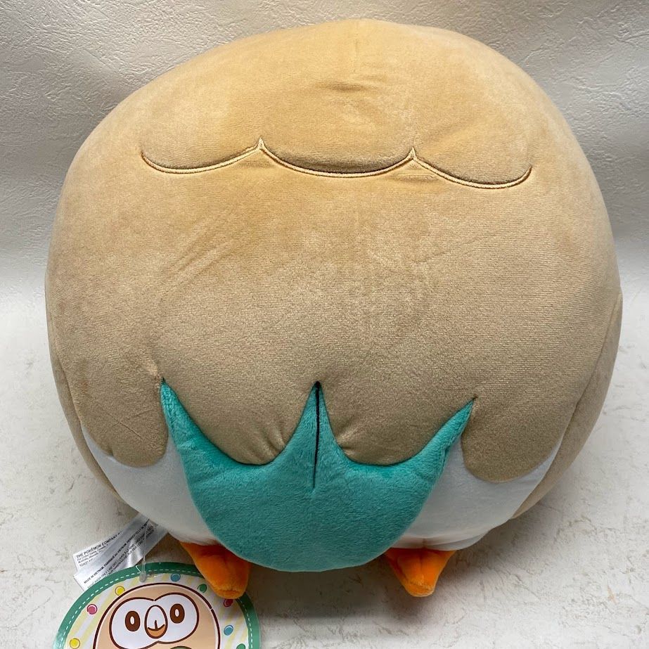 極美品】ポケモンセンターオリジナル もっちりまんまるクッション