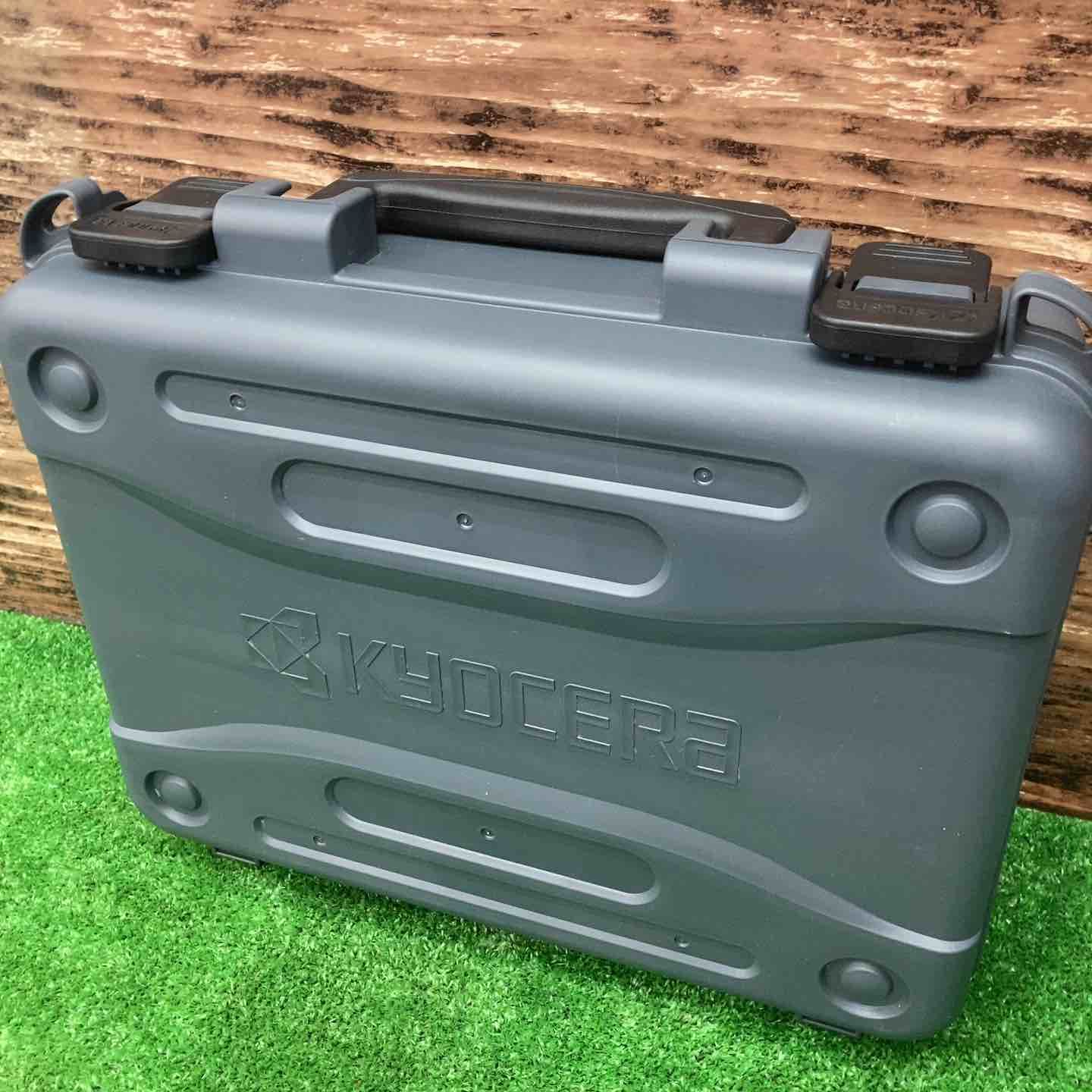 コードレスインパクトドライバー