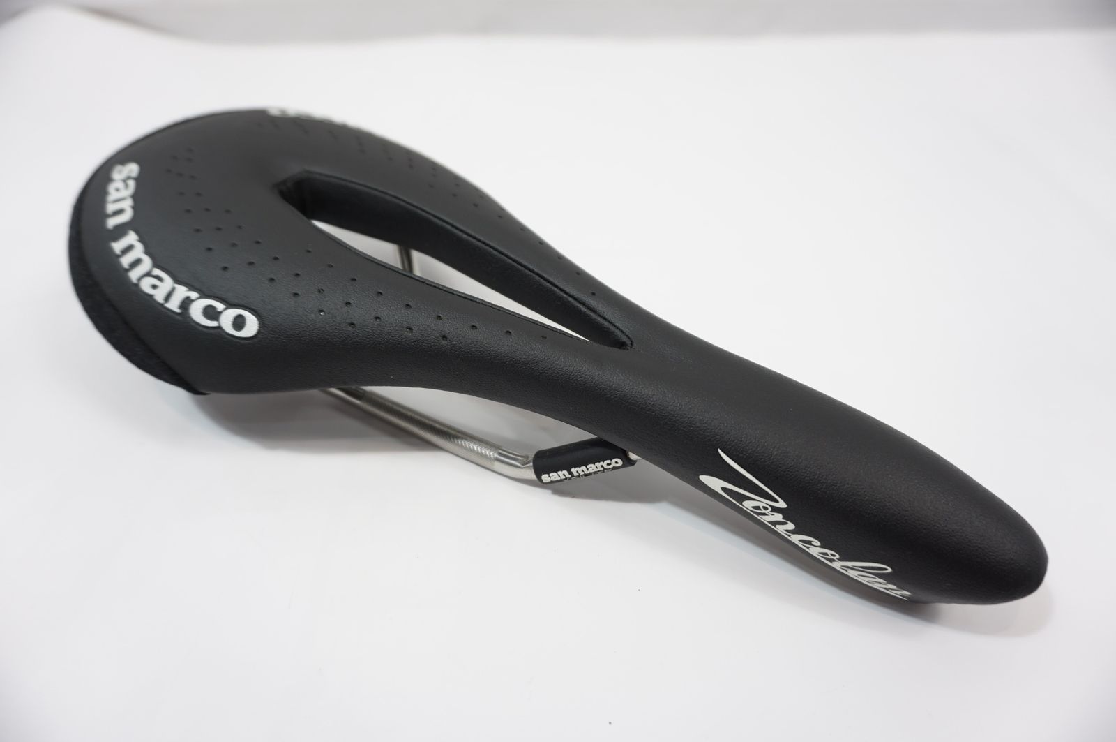 SELLE SAN MARCO 「セラサンマルコ」 ZONCOLAN ARROWHEAD サドル