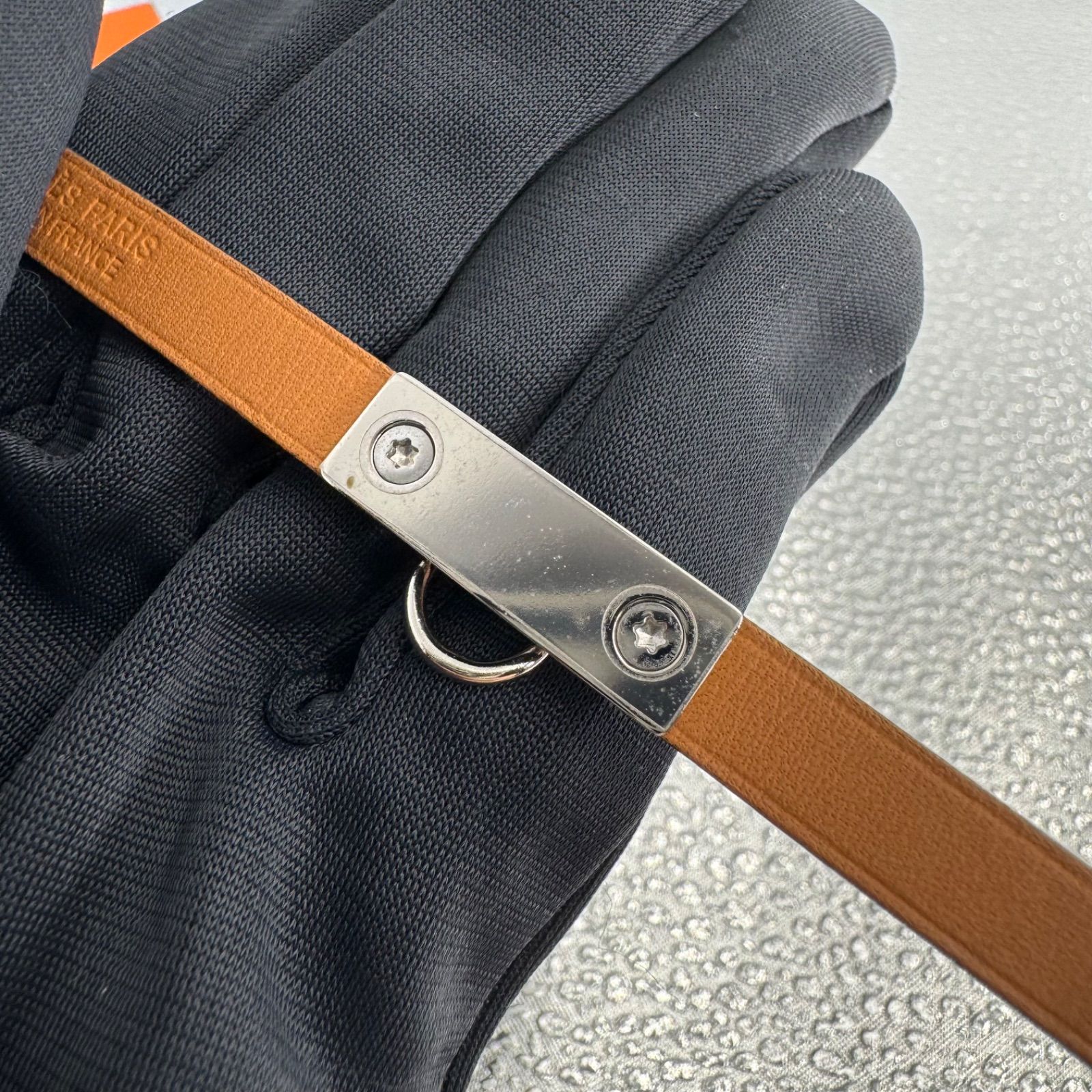 HERMESレザーブレスレット リヴァル ミニ ブルー ヴォースイフト R刻印 HERMES レザーブレスレット リヴァル ミニ ブルー ヴォー