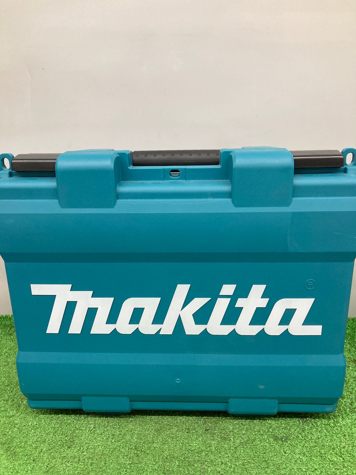 中古品】【0921】☆makita(マキタ) 18㎜ハンマドリル(SDSプラスシャンク) HR1841F ITFH77AXHM9K - メルカリ