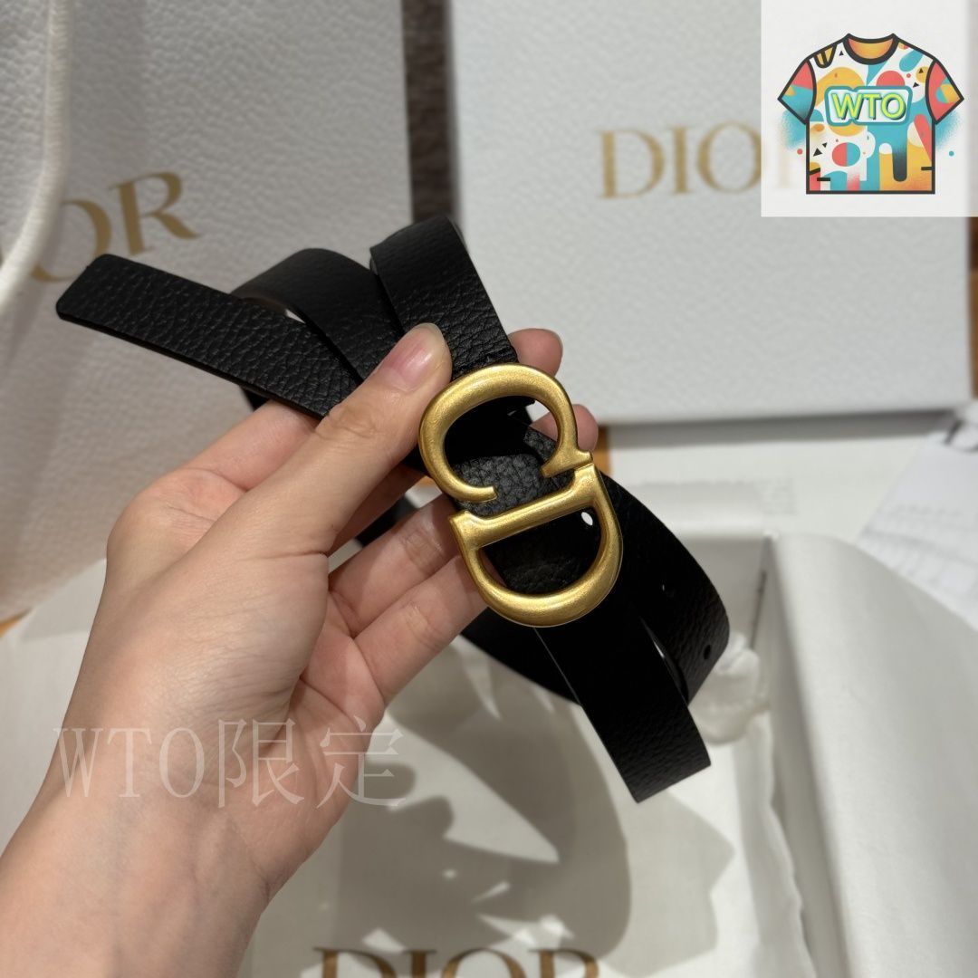 【DIOR】ディオール
プラチナ会員 バースデー ノベルティ￼ 002878e2332f61318c4c96a2d2e302