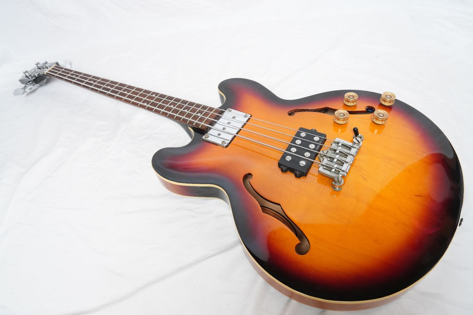 Epiphone エピフォン　RIVOLI VC 97年製　ハードケース付き Epiphone エピフォン RIVOLI VC 97年製 ハードケース付き