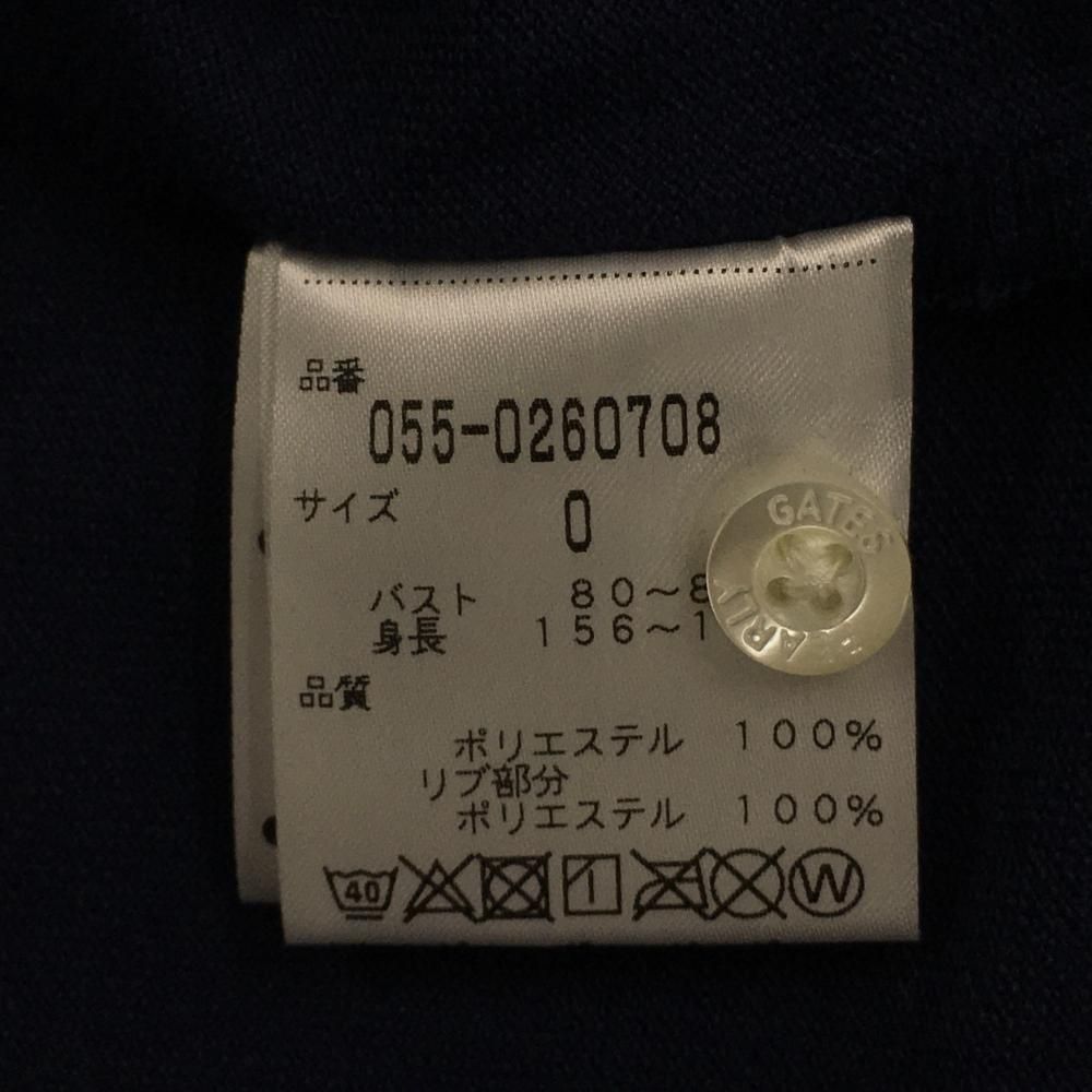 ビックロゴプリント 胸元刺しゅう