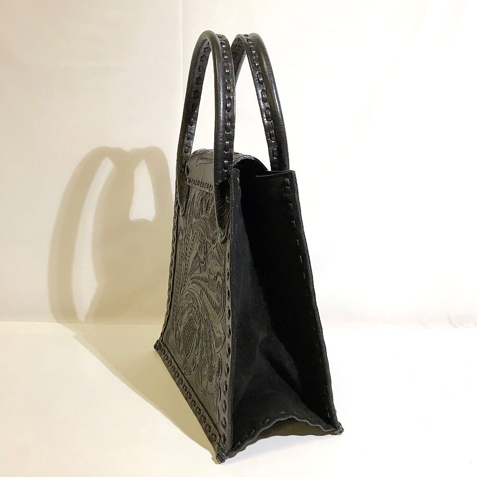Carving Tribes カービングトライブス レザー バッグ