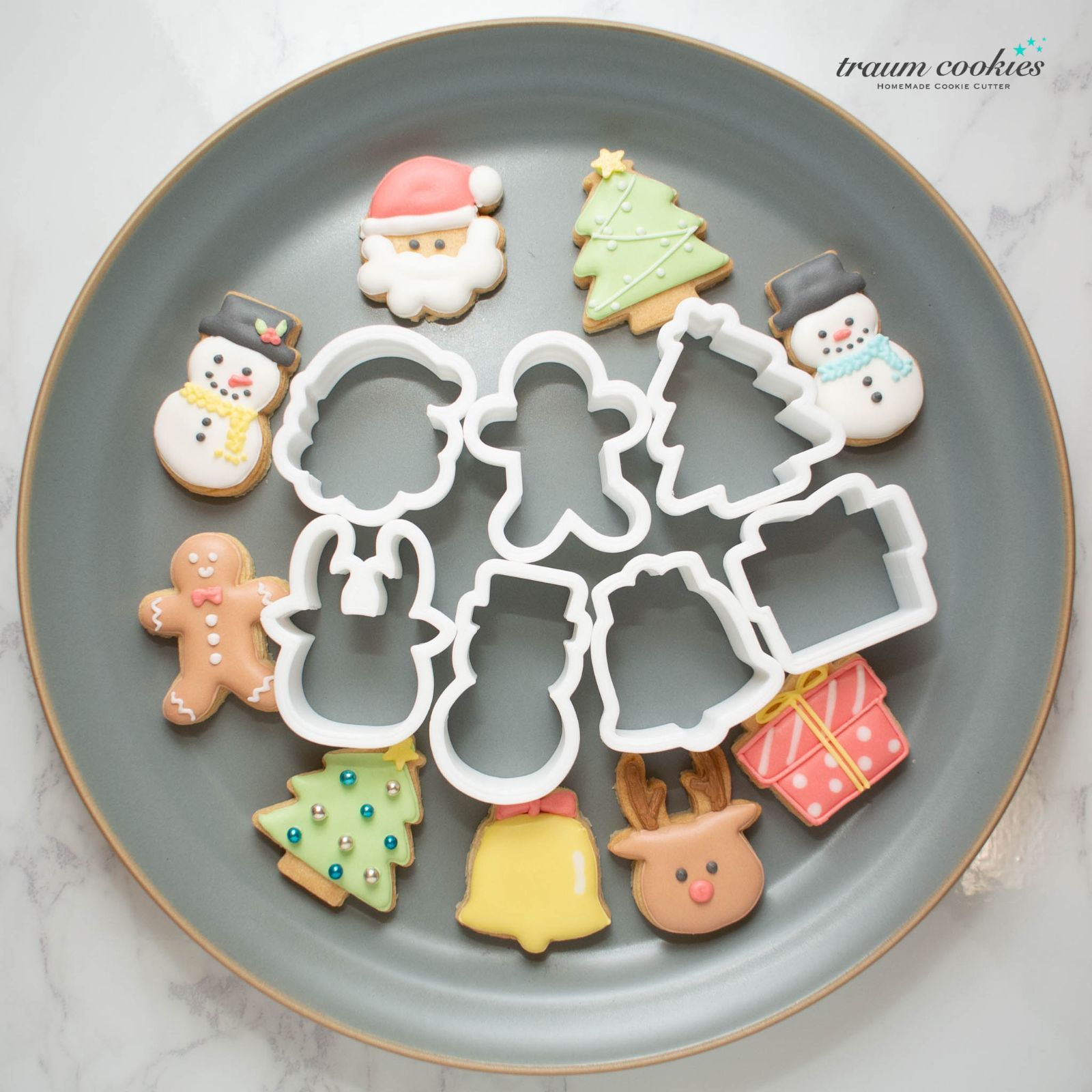 クリスマスにぴったりなミニクッキー型7個セット《サンタ・ツリー・トナカイ等》 Traum_cookies メルカリ