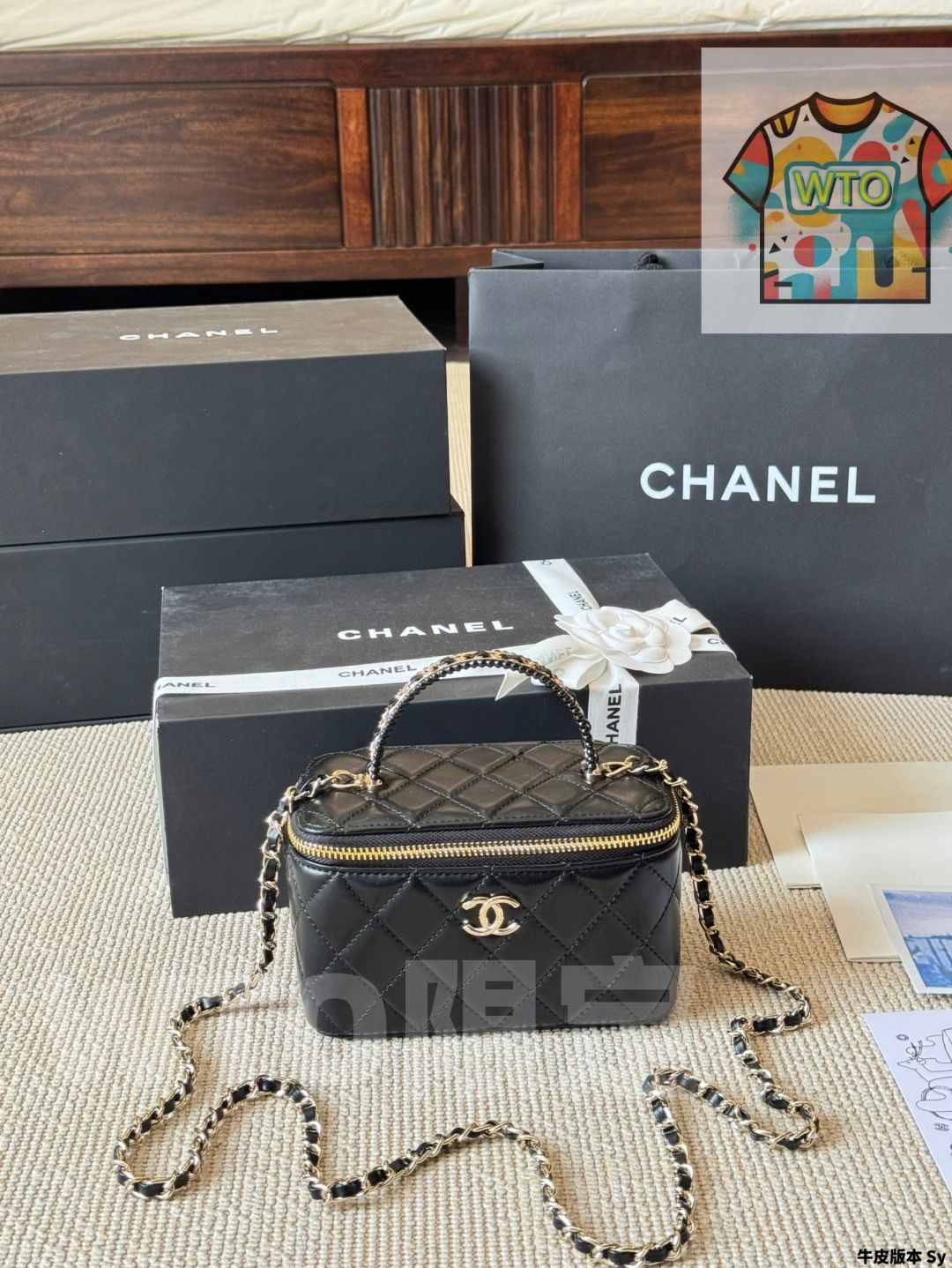 CHANEL ビィンテージバッグ CHANEL 1992年頃製 ダイアナフラップチェーンバッグ22cm