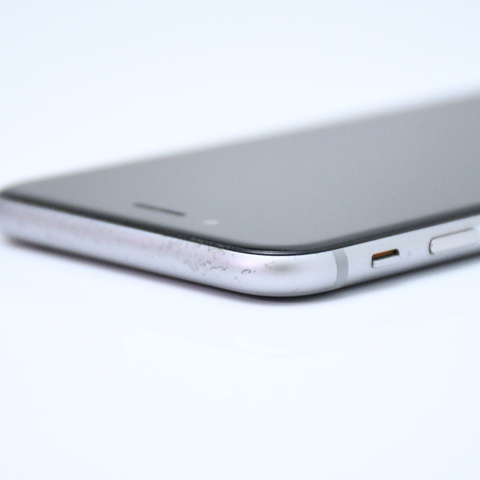 iPhone - docomo iPhone 6S 32GB スペースグレイ SIMフリー Apple iPhone 6S 32GB Gray GSM unlocked AT&T / T-Mobile