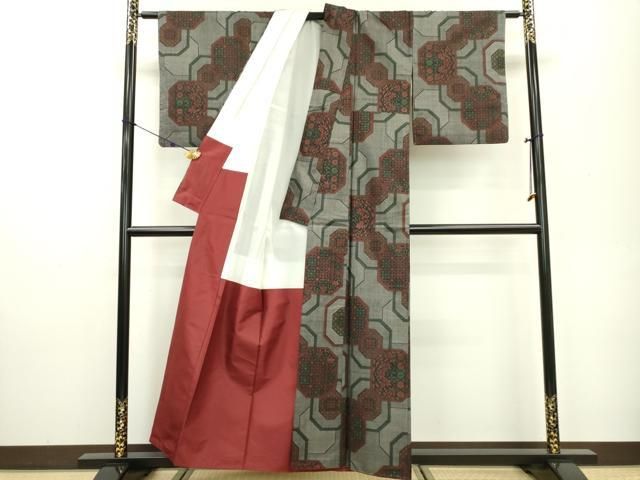 平和屋着物□本場大島紬 7マルキ 幾何学文様 正絹 逸品 CAAU0722ev