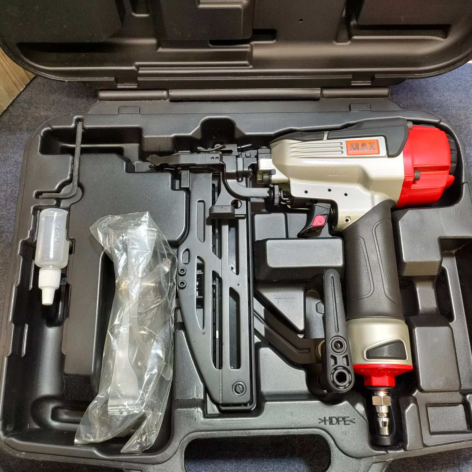 〇マックス(MAX) 常圧フロアタッカ TA-450F1/4MAフロア【八潮店 