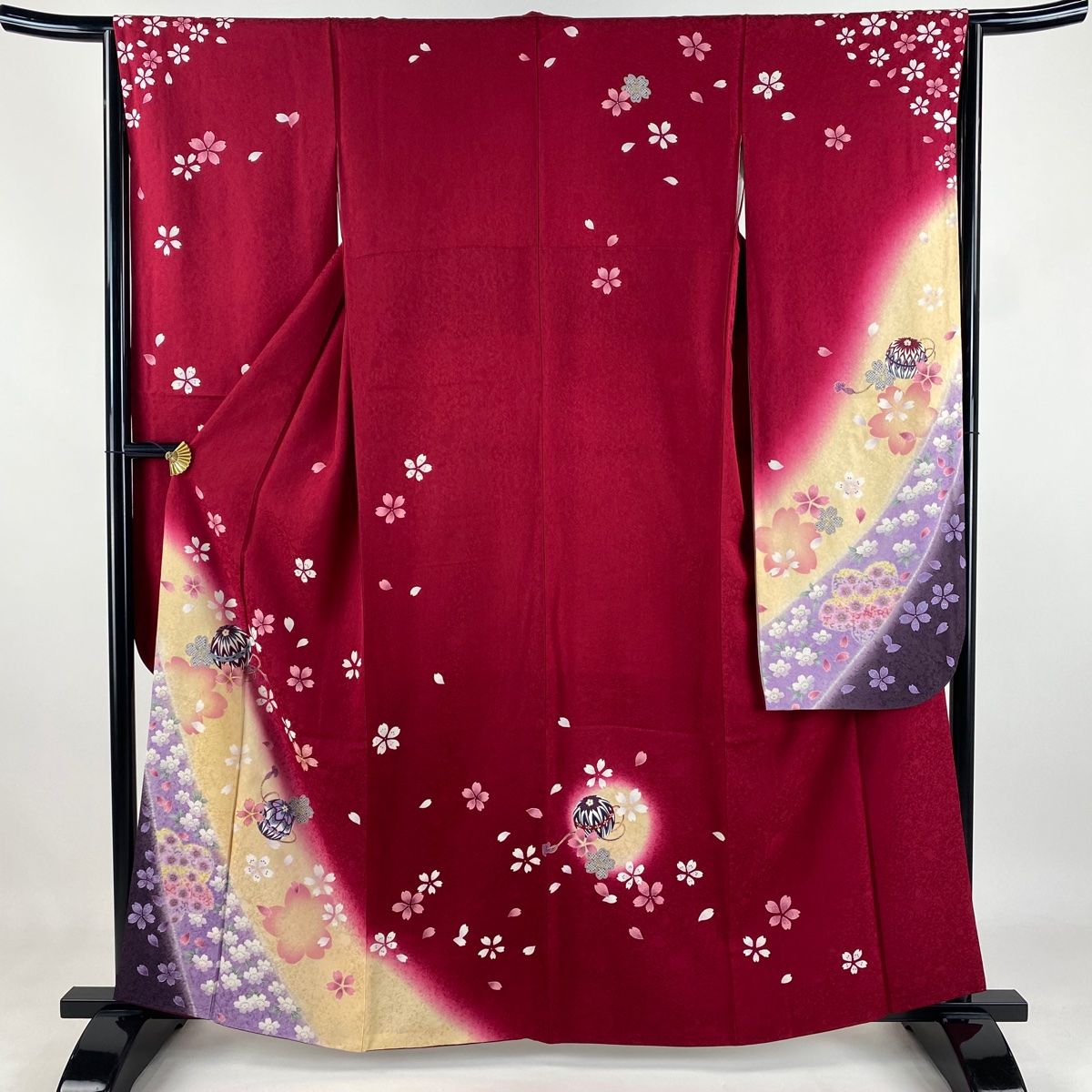 振袖 身丈161cm 裄丈65cm M 袷 手鞠 桜 金糸 金彩 赤紫 正絹 名品