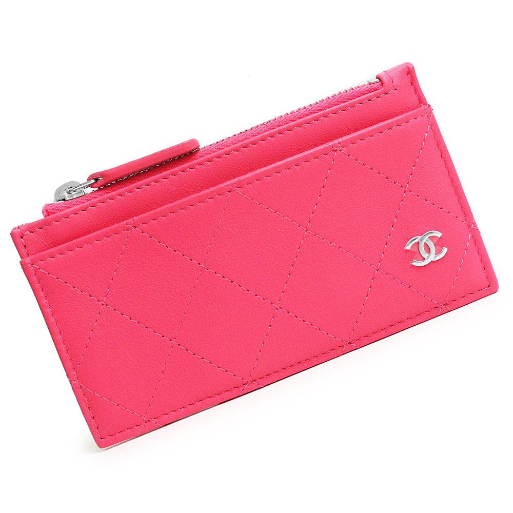 シャネル マトラッセ 正規品！未使用 CHANEL カードケース マトラッセ