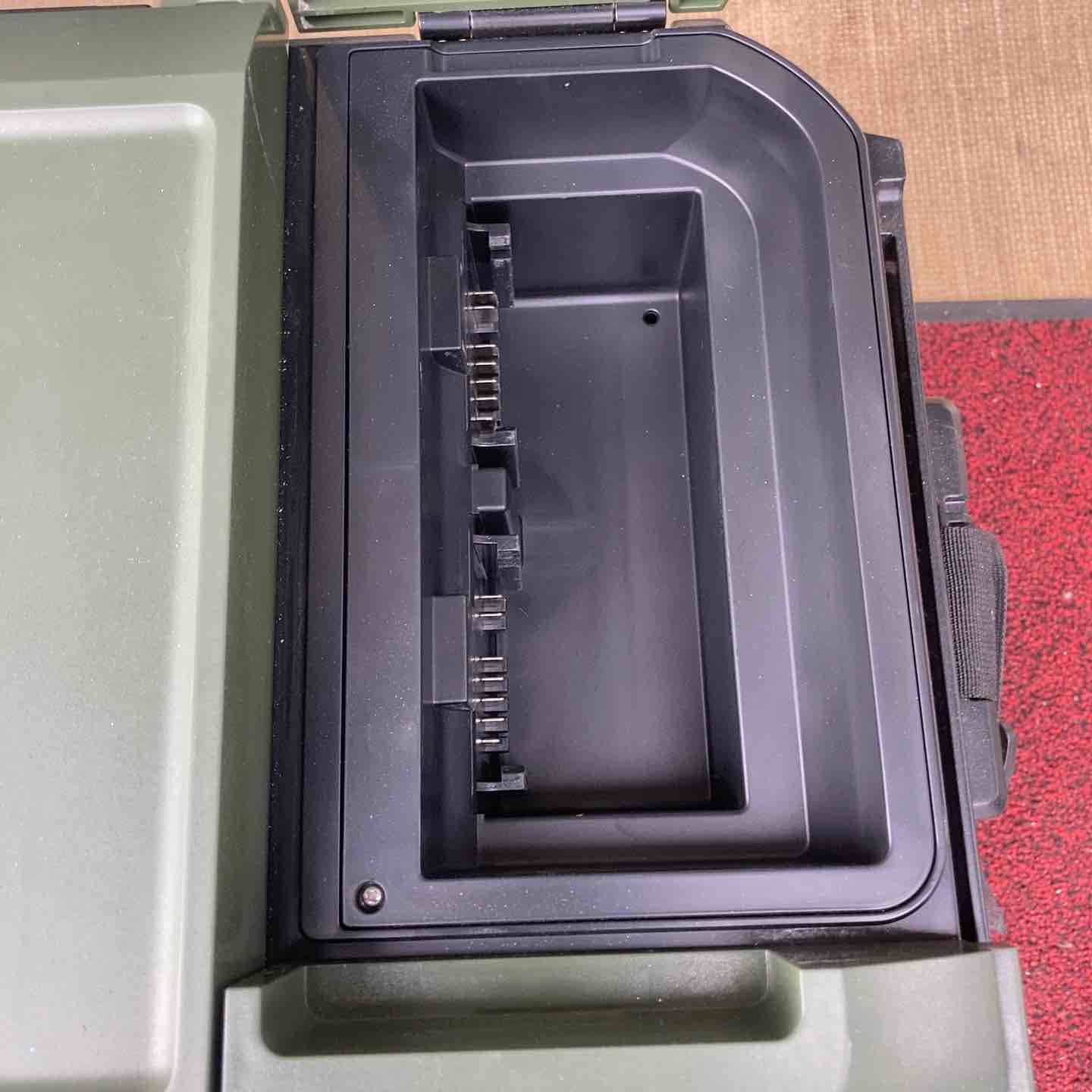 ☆ハイコーキ(HIKOKI ※旧:日立工機) コードレス冷温庫 UL18DC ☆ハイコーキ(HIKOKI ※旧:日立工機) コードレス冷温庫 UL18DC