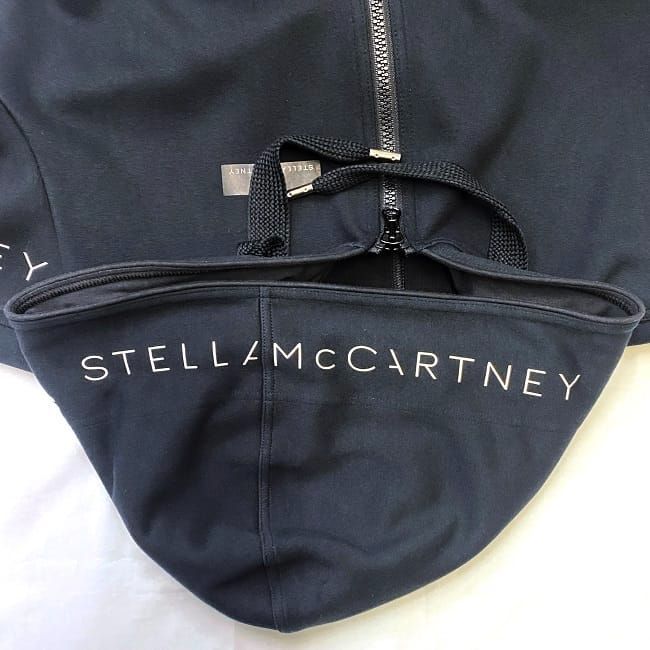 Stella McCartney - ステラマッカートニー × アディダス ブルゾン ブラック EA2554 Ｍサイズ クリーニング済み 美品 綿 100％ 中古 STELLA McCARTNEY ×  アパレル 長袖 フーディー ジップ ロゴ コラボ 人気 ステラマッカートニー × アディダス ブルゾン ブラック EA2554 - メルカリ