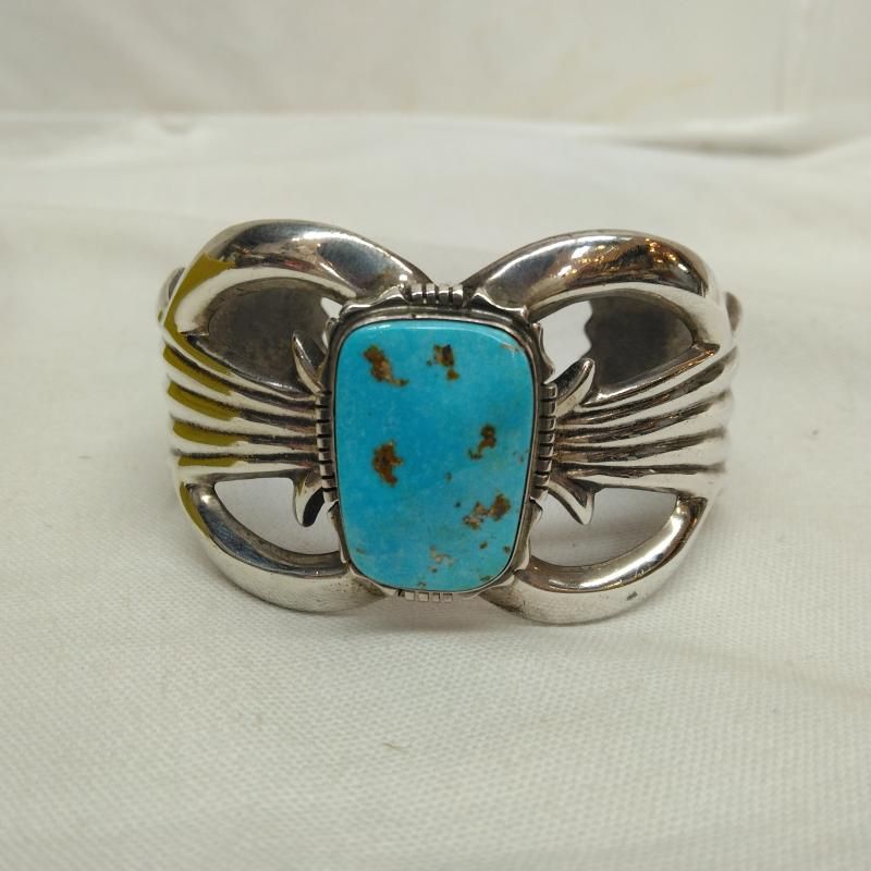 インディアンジュエリー　バングル　レディース　F.L Begay(navajo) indian jewelry “F.L Begay(navajo)”sandcast bang