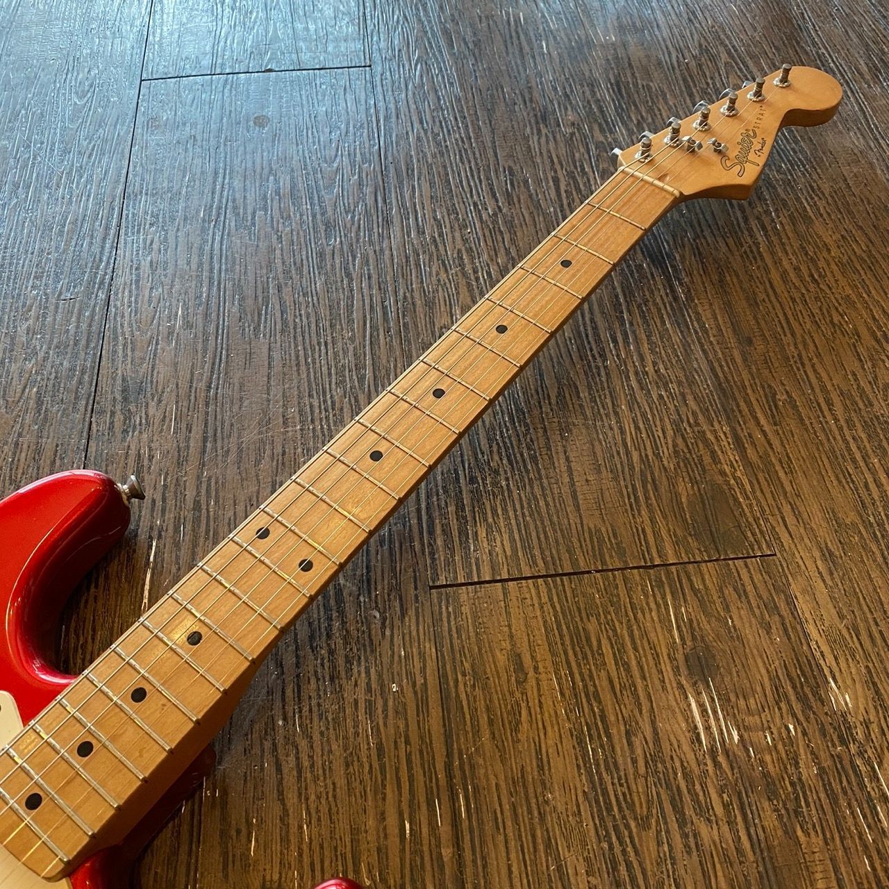 【人気のCAR】Squier by fender ストラトキャスター　2004年 人気のCAR】Squier by fender ストラトキャスター 2004年 人気の