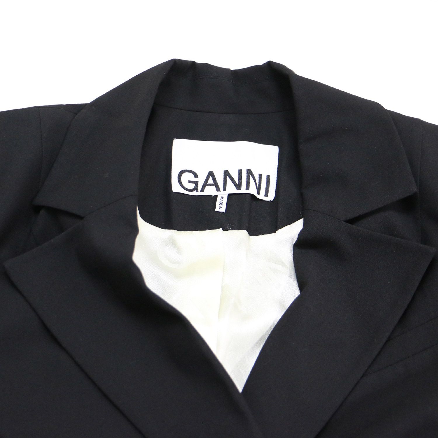 GANNI ガニー ジャケット ブラック 黒 サイズ:34 XS / テーラード ジャケット / ダブルブレスト ストレッチ / アウター 上着 羽織り【レディース】【中古】 GANNI ガニー ジャケット ブラック 黒 サイズ:34 XS / テーラード