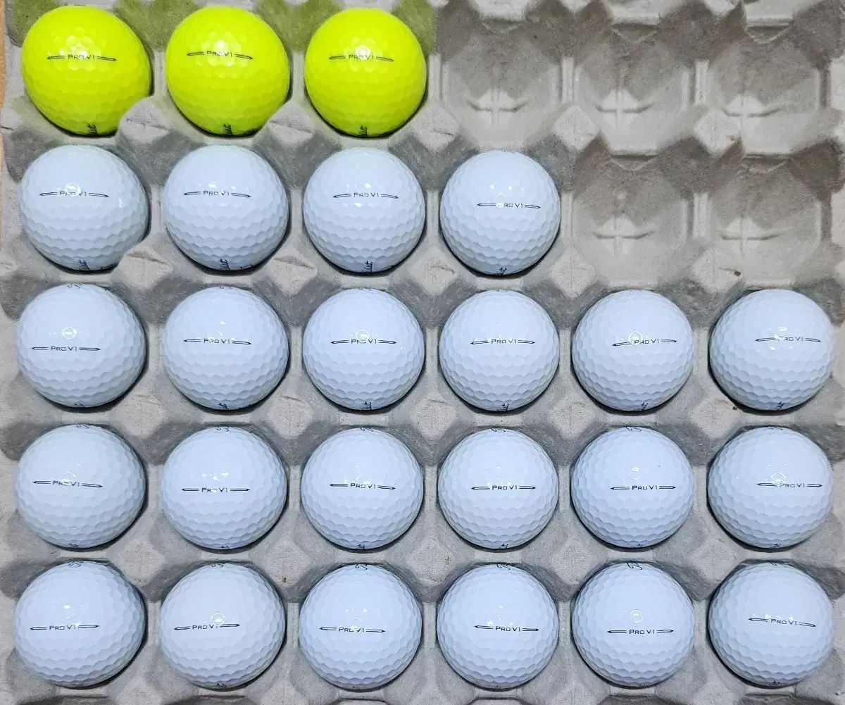 A グレード Titleist タイトリスト PROV1 ロストボール ゴルフボール 33 スポーン