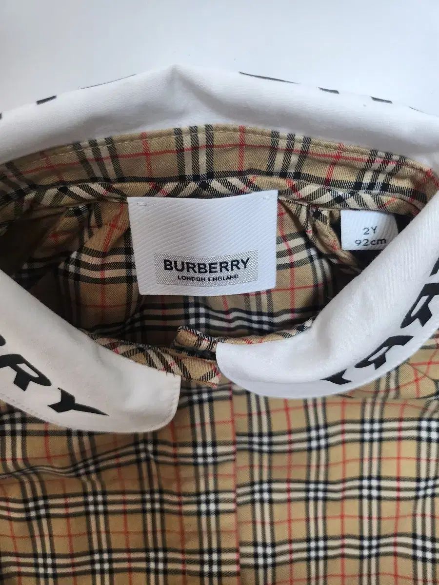 BURBERRY