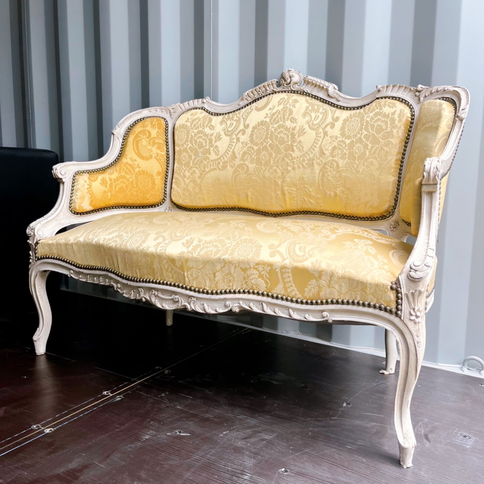 取付無料！ロココ調 姫系猫脚おしゃれアンティーク レモンイエロー2Pソファ✨ 取付無料！ロココ調 姫系猫脚おしゃれアンティーク レモンイエロー2P