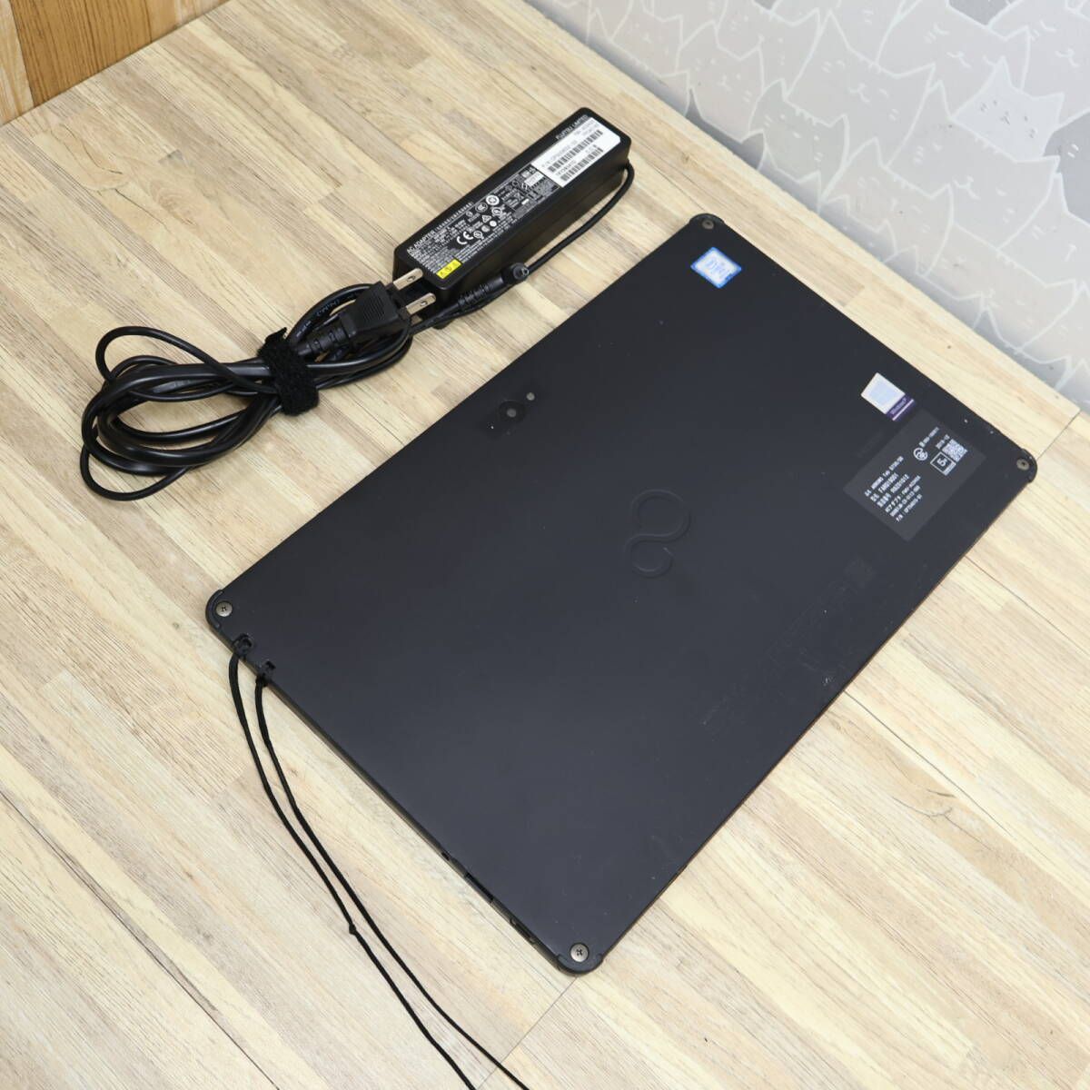 ☆超美品 高性能8世代4コアi5！SSD128GB メモリ8GB☆Q738/SB