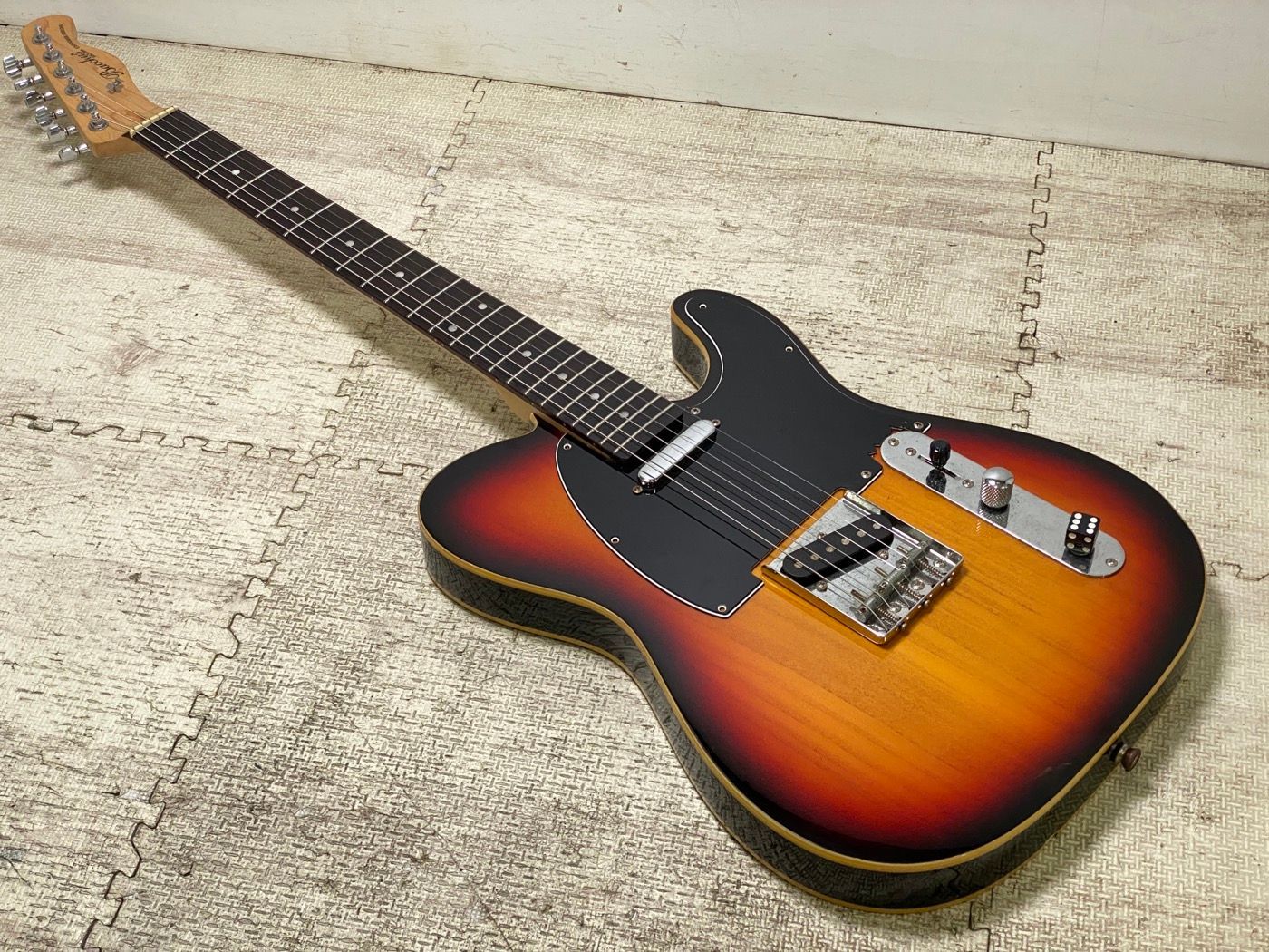 Bacchus Universe Custom TELE - メルカリ