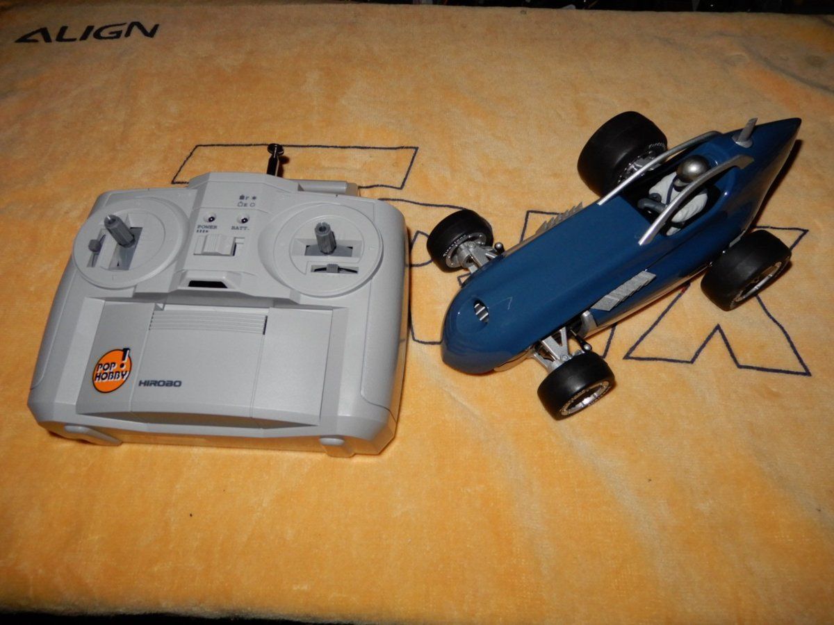 ☆DRICON WildFokkerドリコン ワイルドフォッカー 20年前のラジコン】ドリコン ワイルドフォッカーを走らせてみ