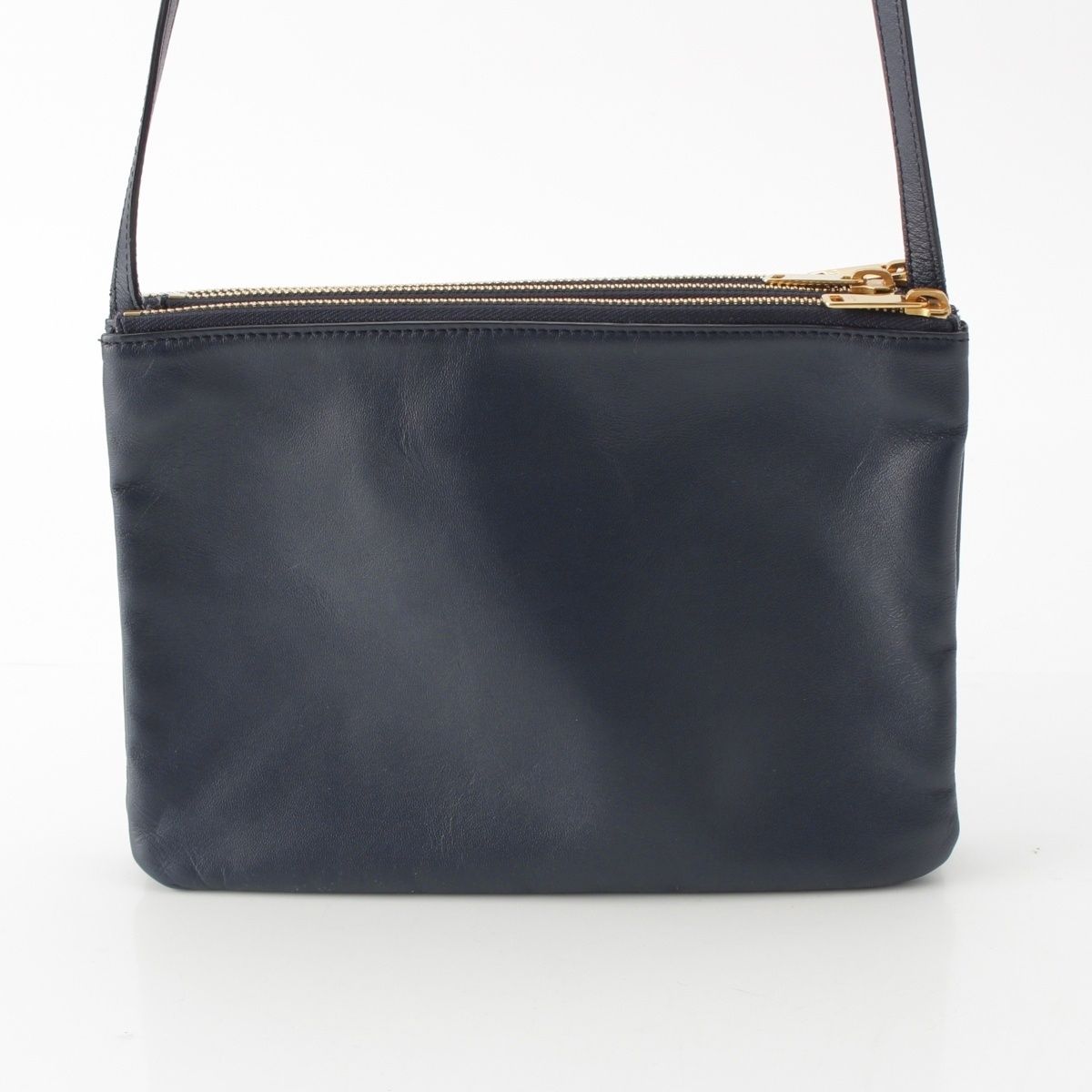 セリーヌ トリオ ラージ　黒レザーバッグ CELINE 【CELINE】セリーヌ トリオ レザー ショルダーバッグ