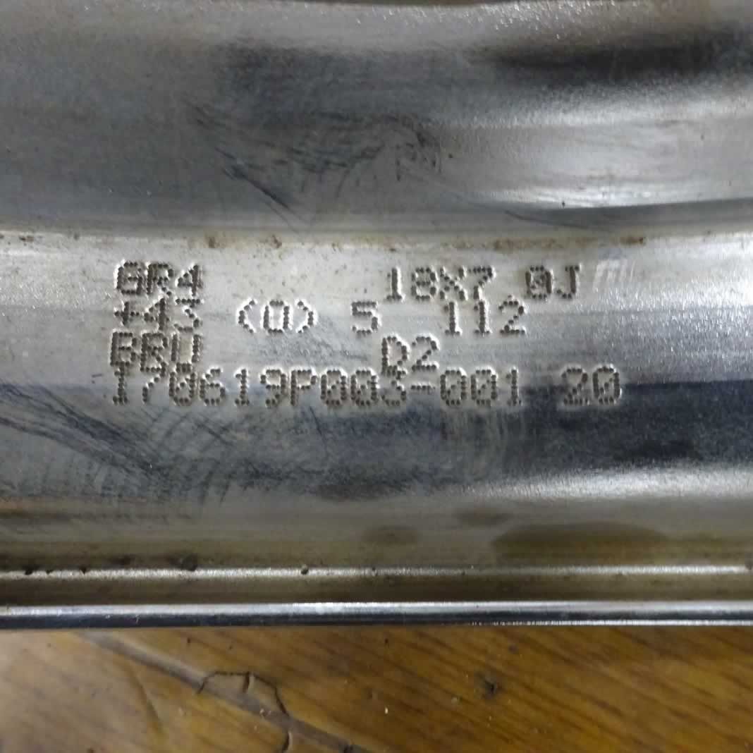18×7J
