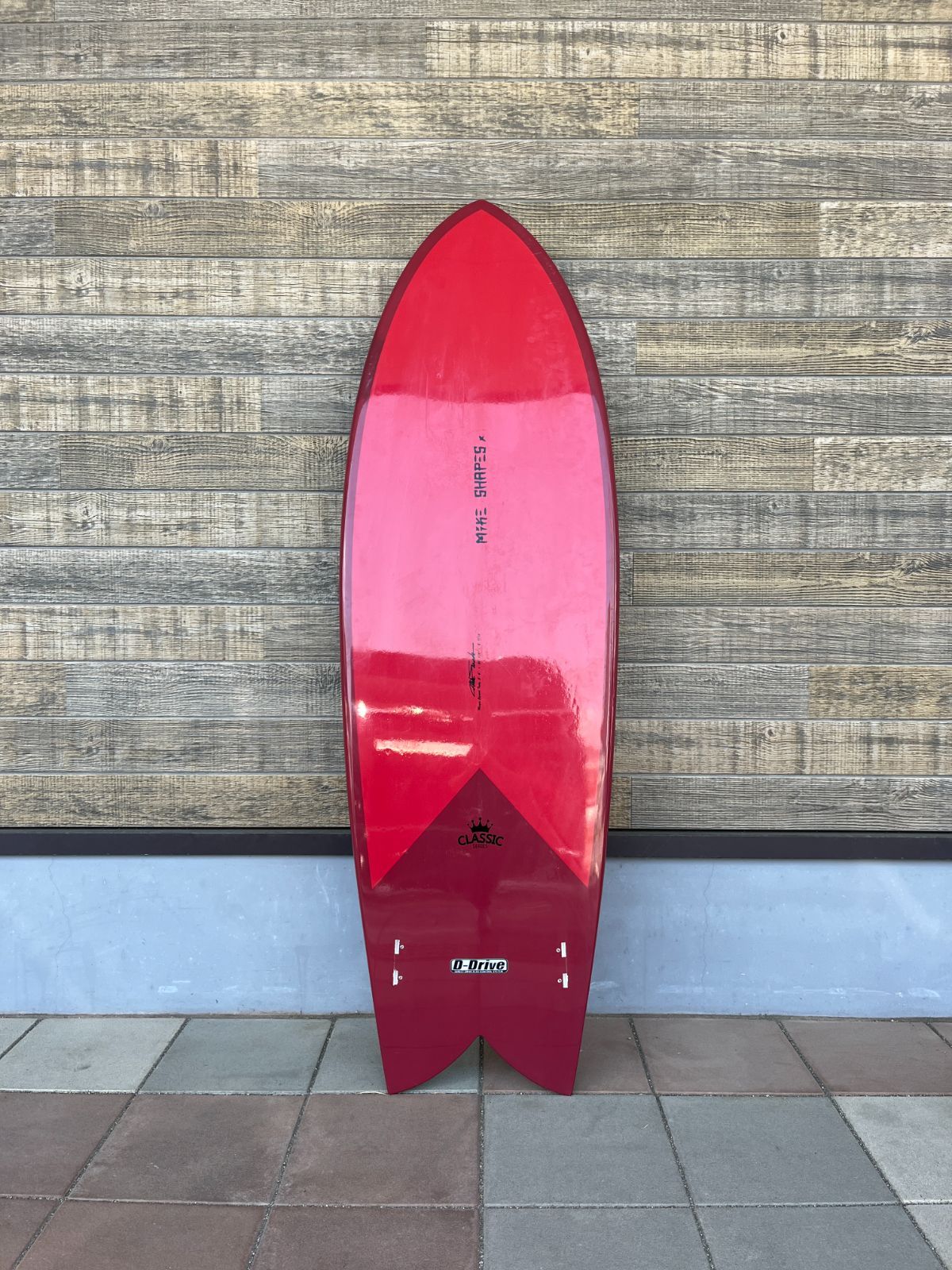 中古サーフボード 5'6 ショートボード MIKE SHAPES / MAGIC
