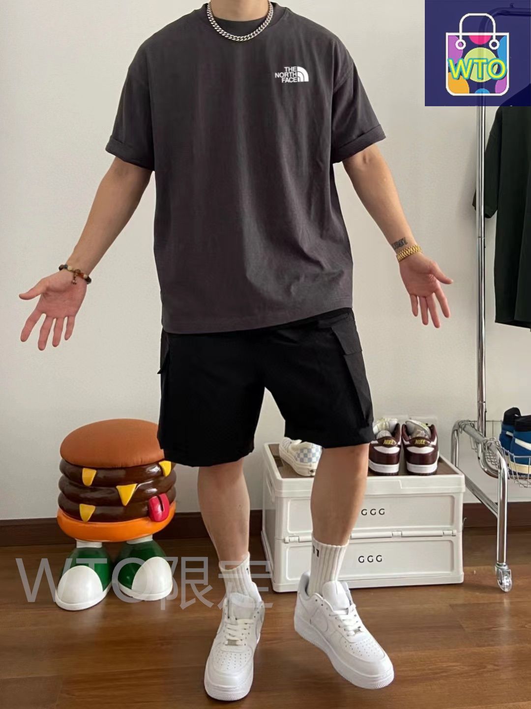TNF ザ ノース フェイス 専門店と同じデザイン 前後ロゴのクマとキャンプアルファベット カップル用プリント T シャツ 男女兼用