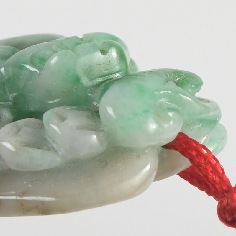 中国 玉石翡翠玉彫刻 獅子 根付 鑑定書付 C S22 - メルカリ