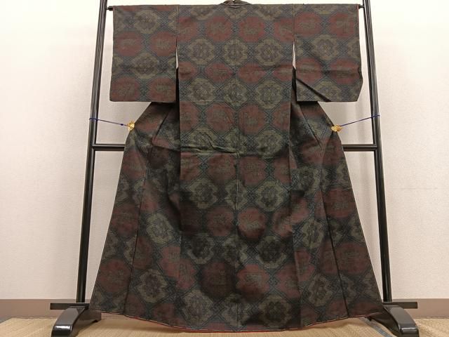 平和屋着物○本場結城紬 重要無形文化財 100亀甲 有栖川文様 正絹 逸品