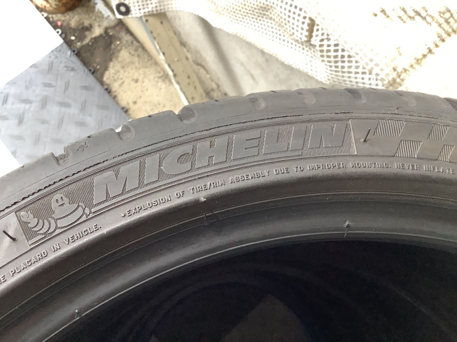 み 205 40R17 84W 製 MICHELIN PILOT SPORT3 ミシュラン パイロットスポーツ3 タイヤ4本
