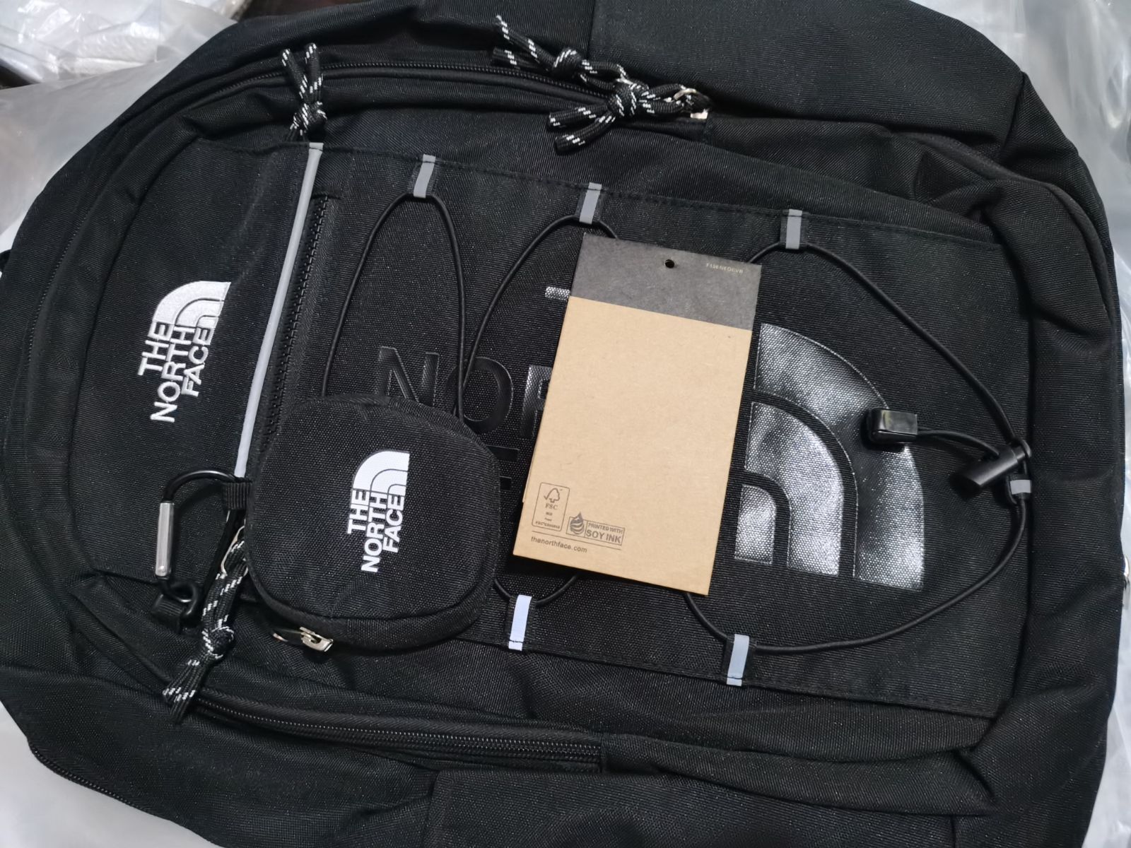 全新品 ノースフェイス リュック 通学 30L THE NORTH FACE SUPER PACK ザ・ノースフェイス バック リュック ポーチ付き バックパック メンズ レディース ブラック