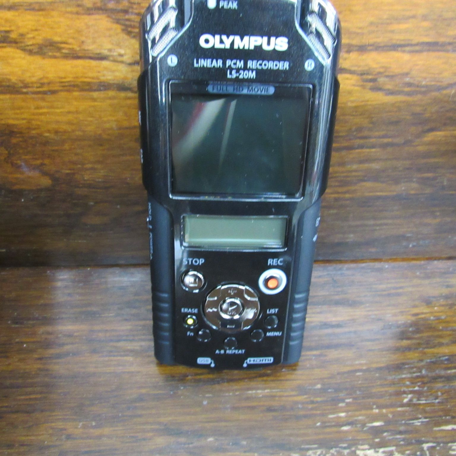 OLYMPUS LINEAR PCM RECORDER LS-20M 2GB マルチトラック対応