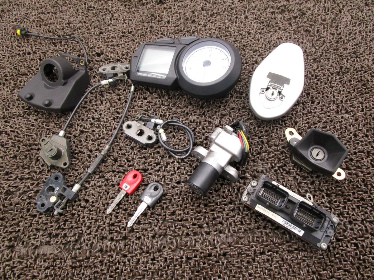 ドカティ ムルティストラーダ メーター メインキー CDI △A6545 1000DS ZDMA100AA3B ZDM992A2 Multistrada FI インジェクション