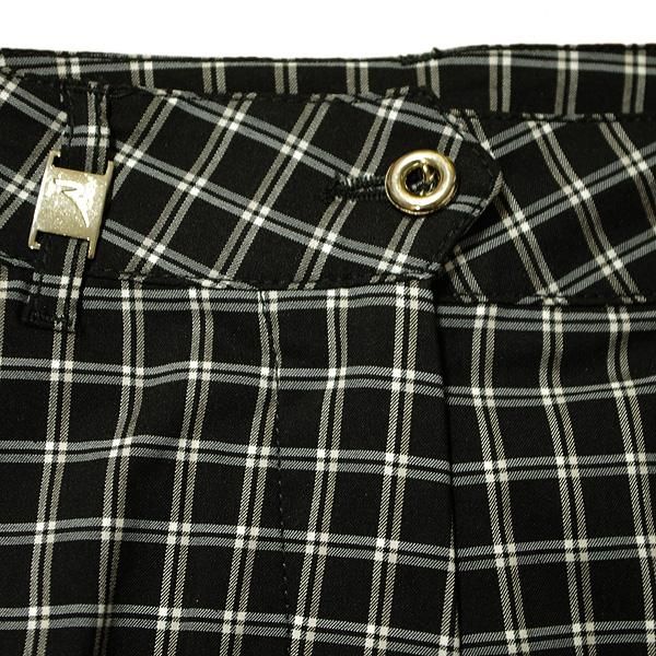 レディース　CHERVO　シェルボ　ゴルフパンツ　ショートパンツ　チェック柄 レディースCHERVOシェルボゴルフパンツショートパンツチェック柄