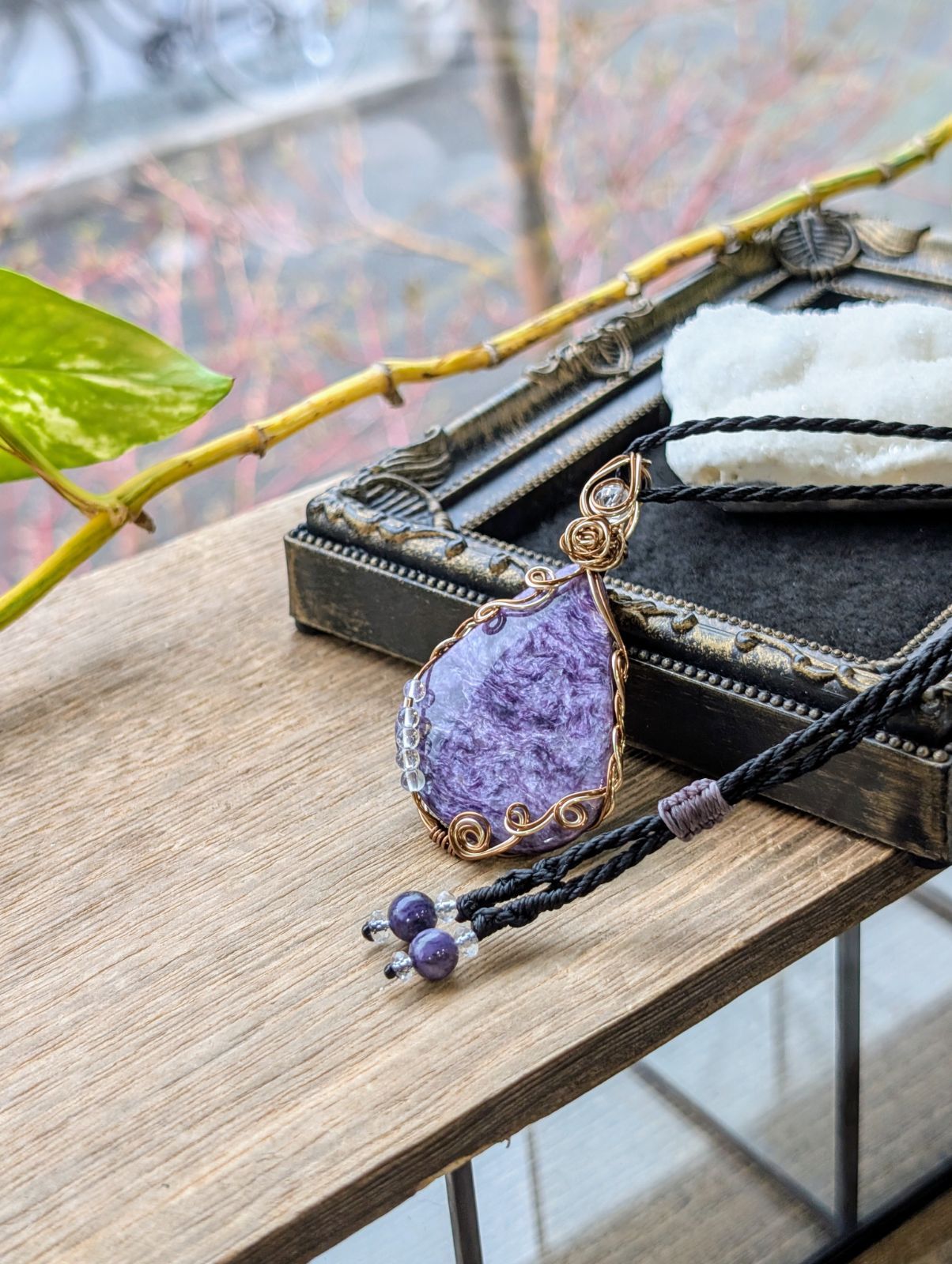 ラリマーのワイヤーアートネックレス | crescent-天然石アクセサリーと