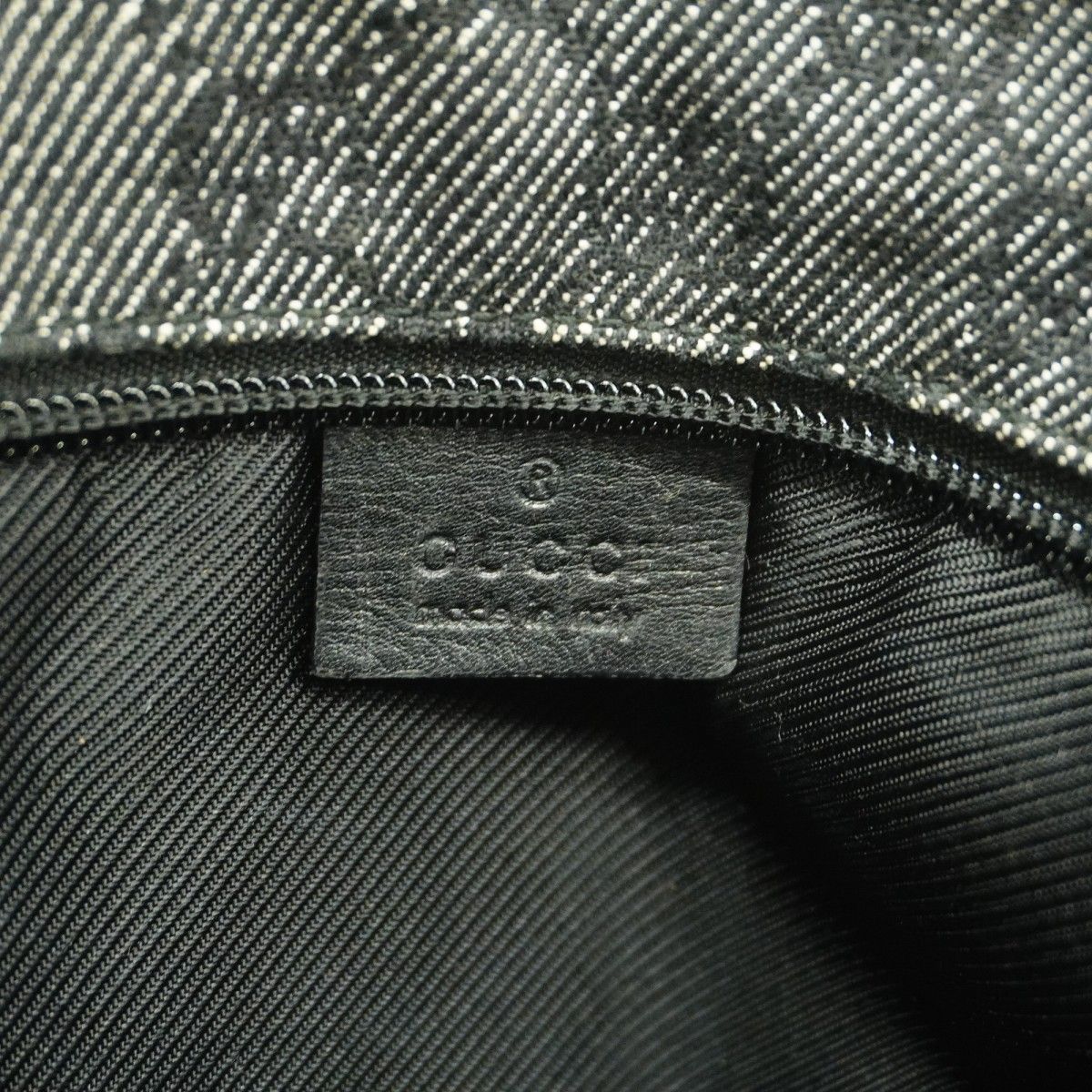 GUCCI トートバッグ ブラック シルバー金具 GGキャンバス e449 GUCCI トートバッグ ブラック シルバー金具 GGキャンバス e449
