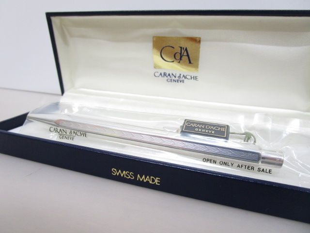 CARAN D'ACHE エクリドールシェブロン　ボールペン(値下げ可能) 送料無料】☆新品未開封☆CARAN d'ACHE カランダッシュ エクリドール