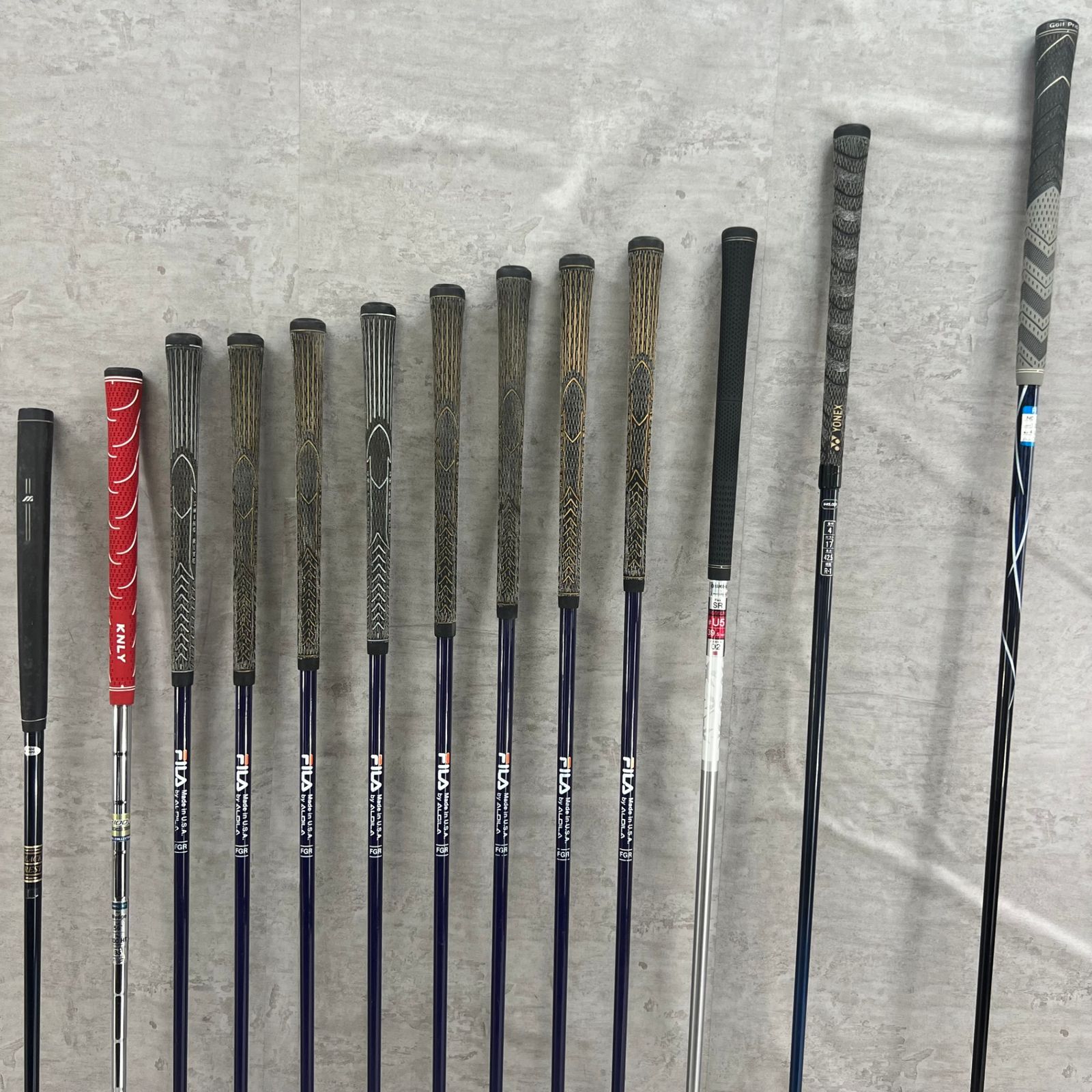 トブンダ　フィラ　メンズゴルフ13本セット　右利き用　キャディバッグ　ヘッドカバー　初心者おすすめ　入門用　TOBUNDA　FILA トブンダ フィラ メンズゴルフ13本セット 右利き用 キャディ