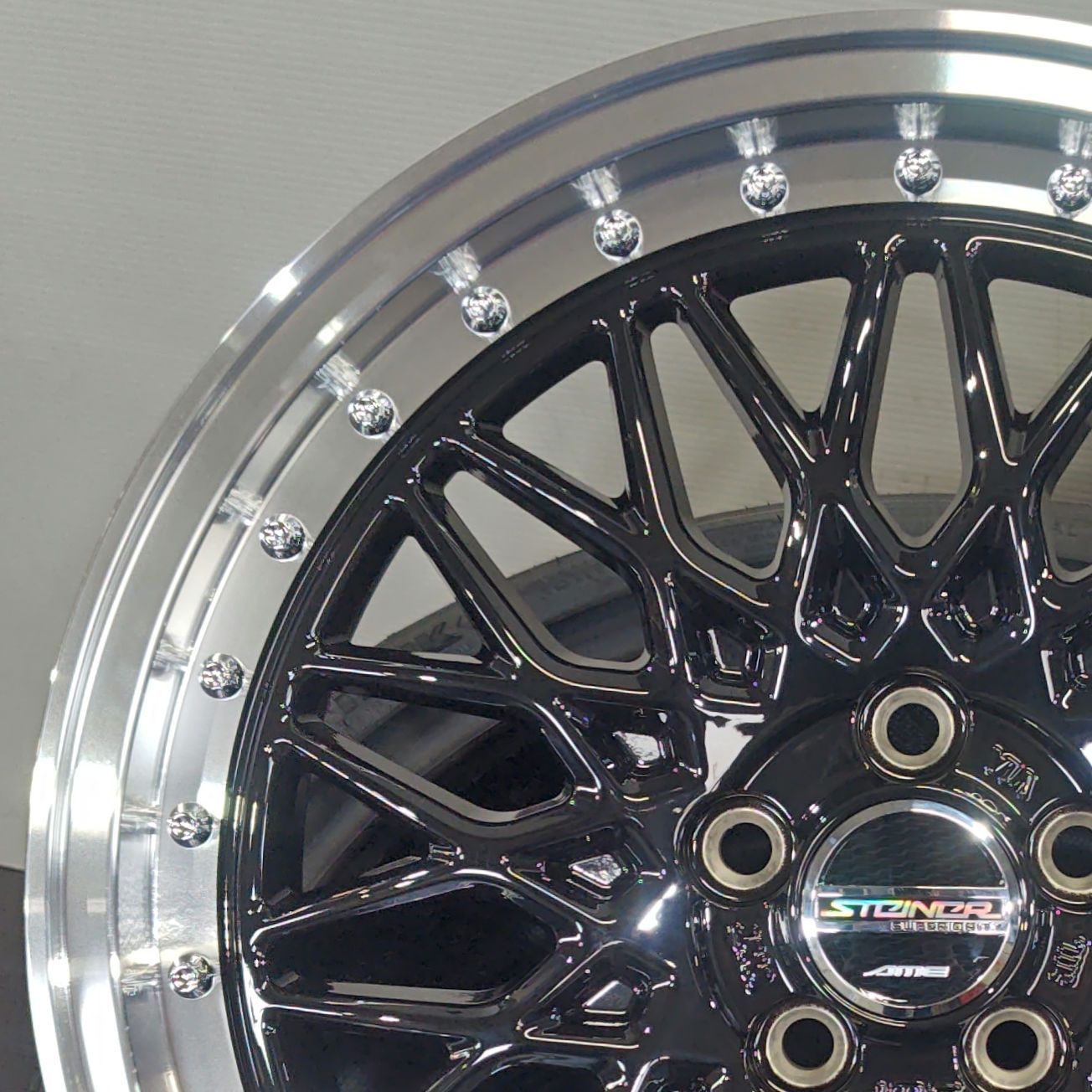 プリウス　ブラックエディション　ツーリングホイール プリウス（トヨタ）Aツーリングセレクション・ブラック