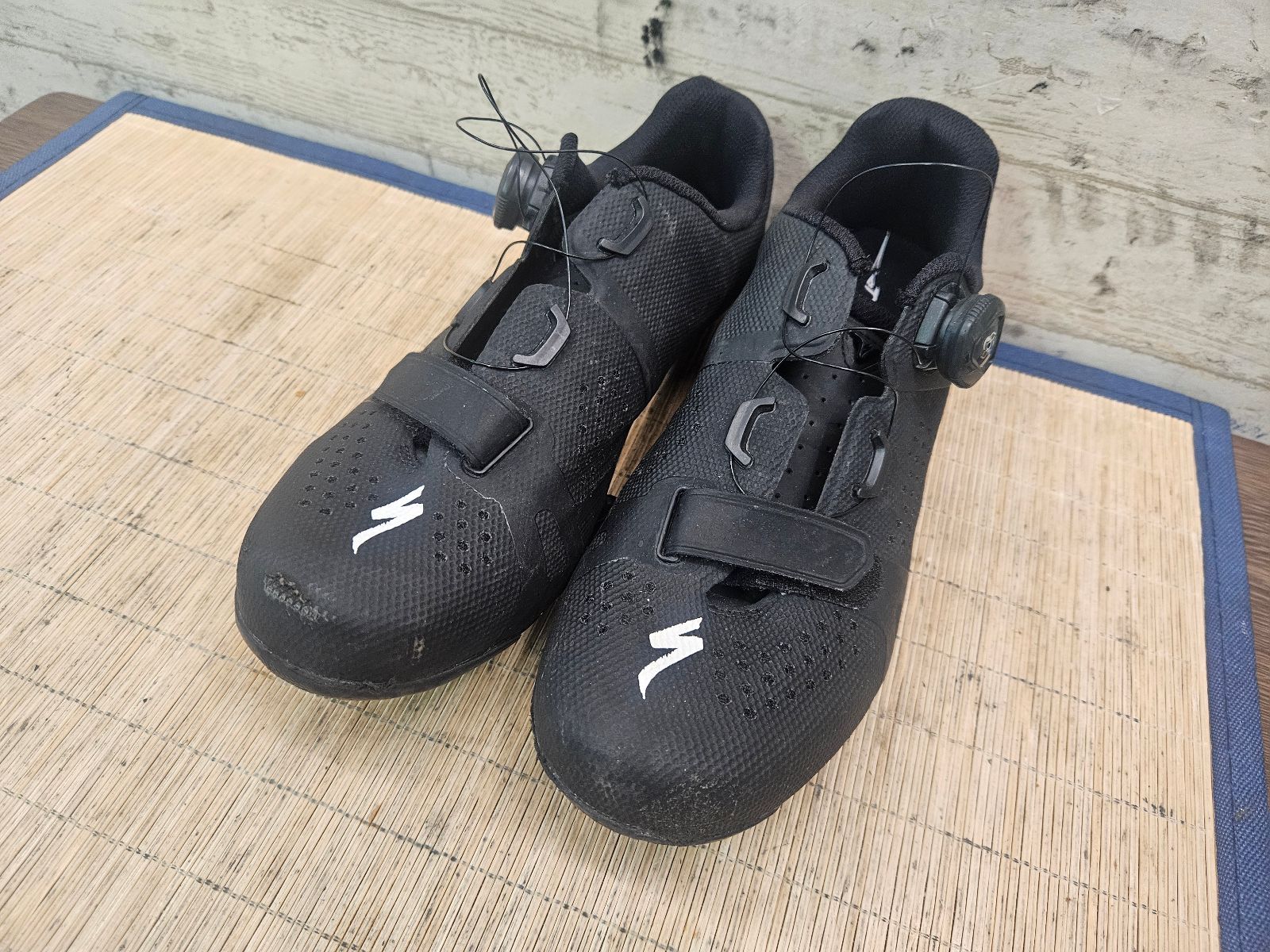 □ SPECIALIZED TORCH 2.0 SPD-SL size:42 27cm