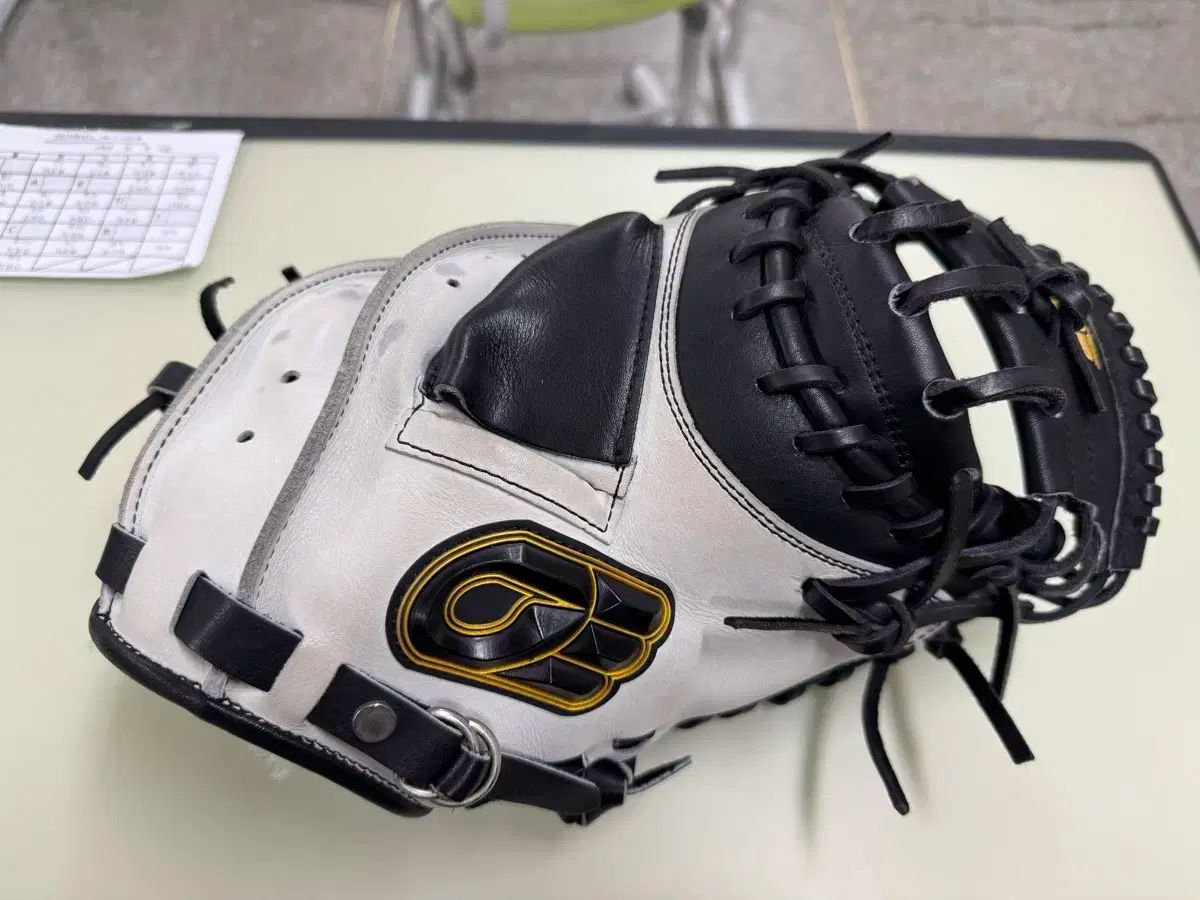 一八 C ー 24 キャッチャーミット