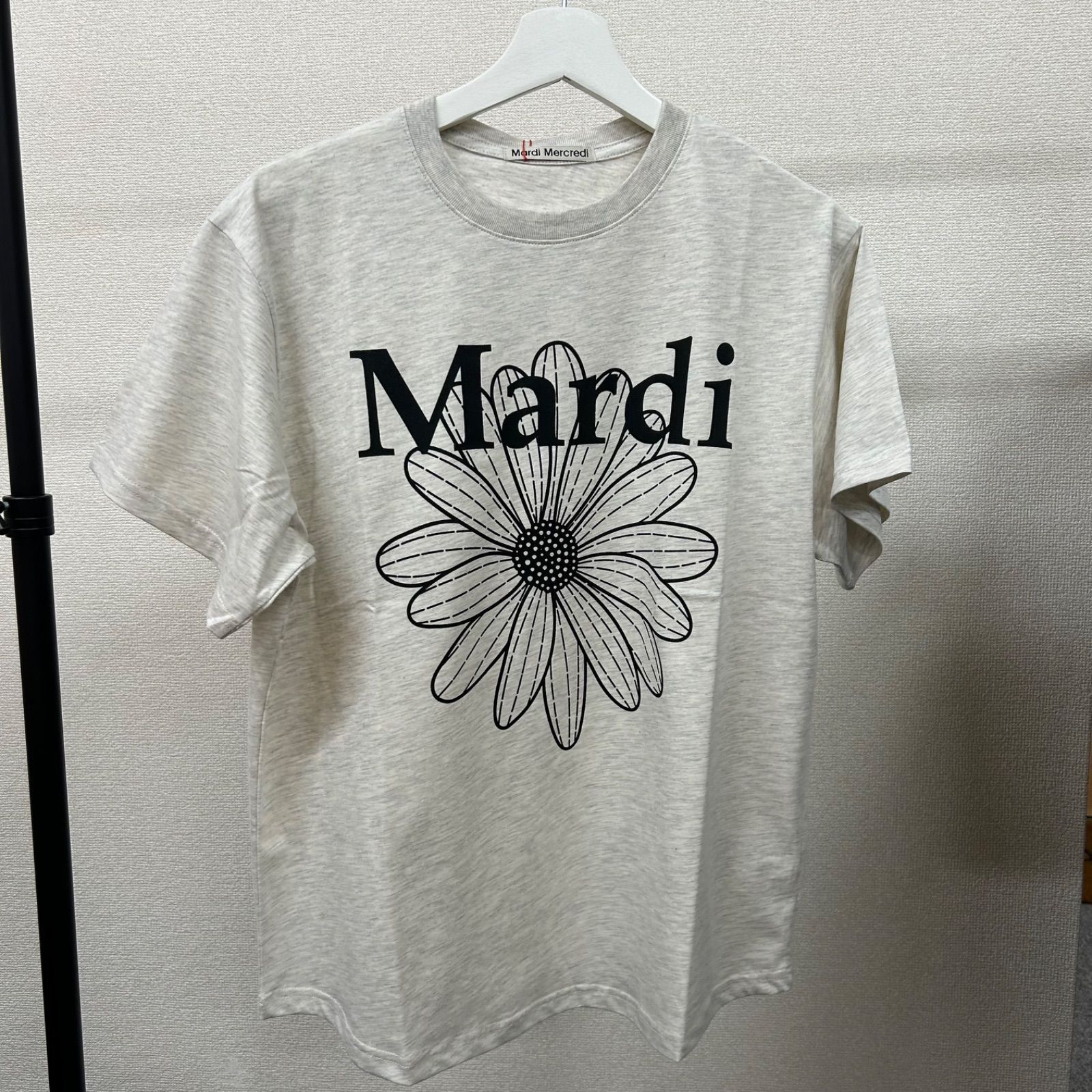 新品】マルディメクルディ Mardi Mercredi Tシャツ オートミール