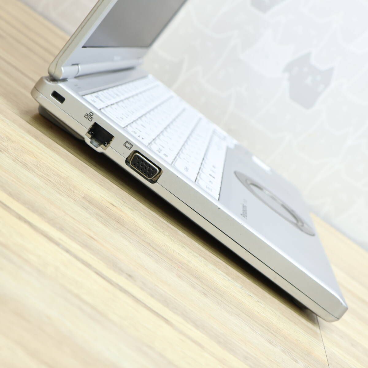 ☆美品 高性能7世代i5！SSD256GB メモリ8GB☆CF-SZ6 Core i5